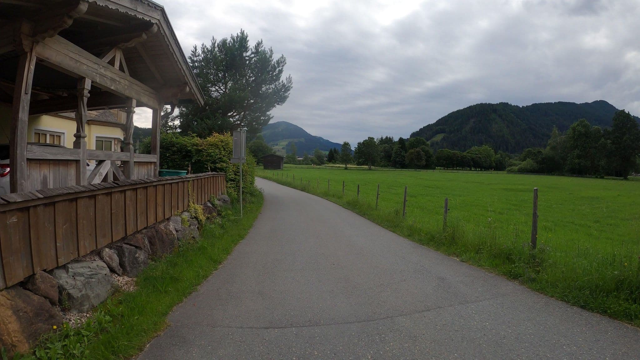 Street view near Apartments Golfweg, Reith bei Kitzbühel — © osmplus_org (CC BY-SA · Mapillary)