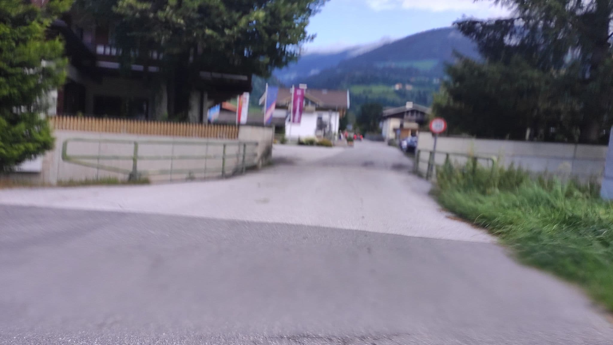 Street view near Hotel Kirchner GmbH und Co, Bramberg am Wildkogel — © consens_verkehrsplanung (CC BY-SA · Mapillary)