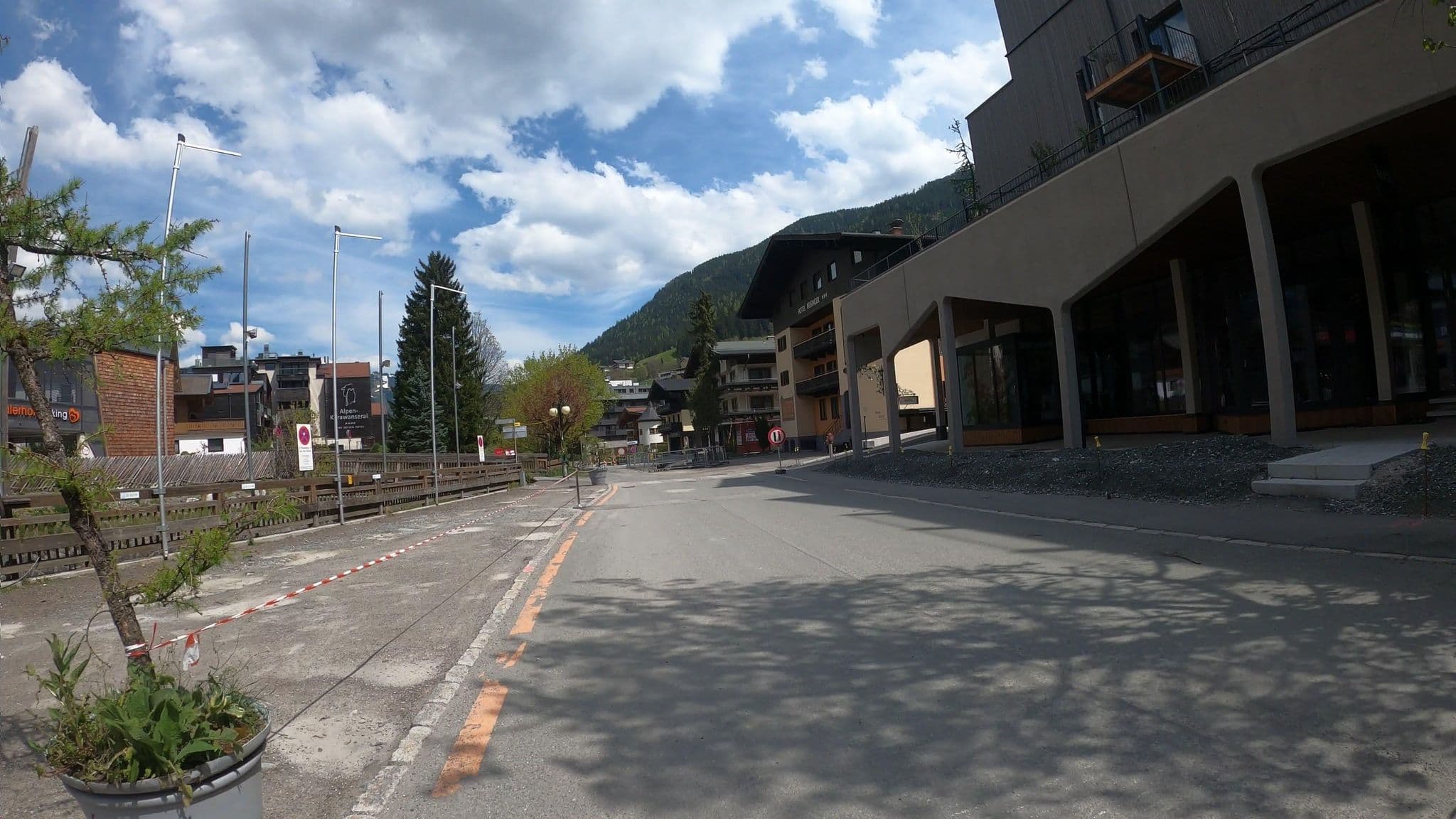 Street view near Sommerbichler GmbH, Hinterglemm — © osmplus_org (CC BY-SA · Mapillary)