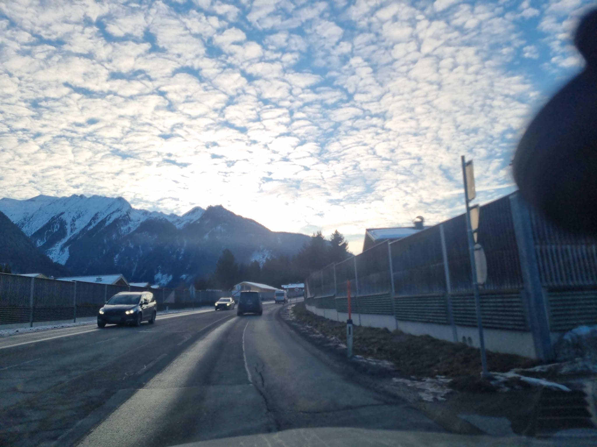 Street view near Entacher Aktiv, Neukirchen am Großvenediger — © dsmm (CC BY-SA · Mapillary)