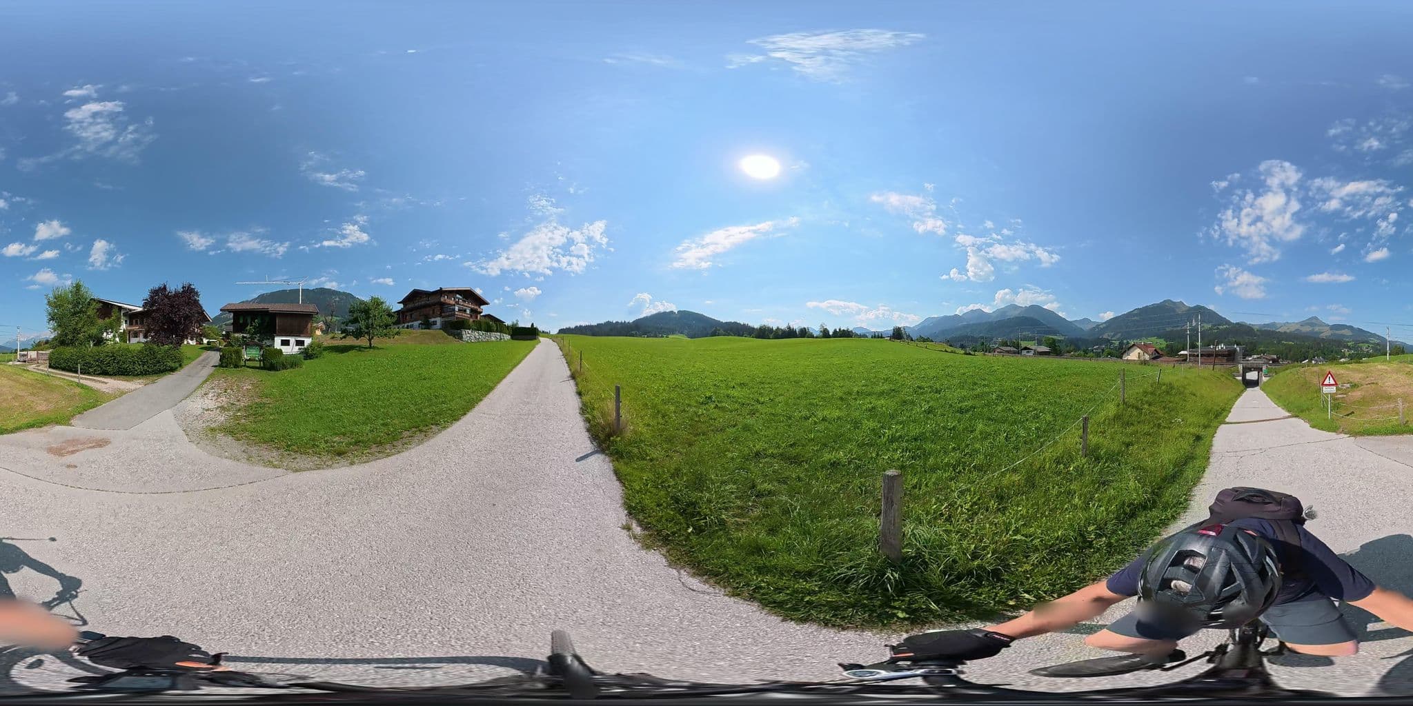 Street view near Vornbichlhof, Fieberbrunn — © osmplus_org (CC BY-SA · Mapillary)