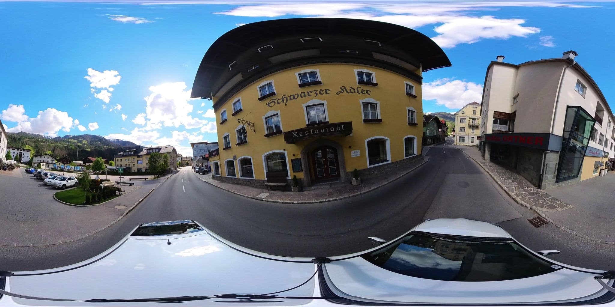 Street view near Schwarzer Adler Hotelbetriebs GmbH, Sillian — © osmplus_org (CC BY-SA · Mapillary)