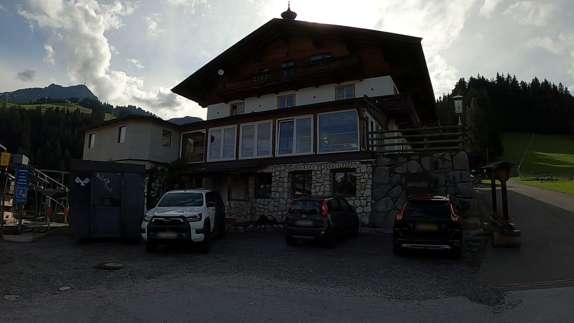 Street view near Pointenhof, Sankt Johann in Tirol — © osmplus_org (CC BY-SA · Mapillary)