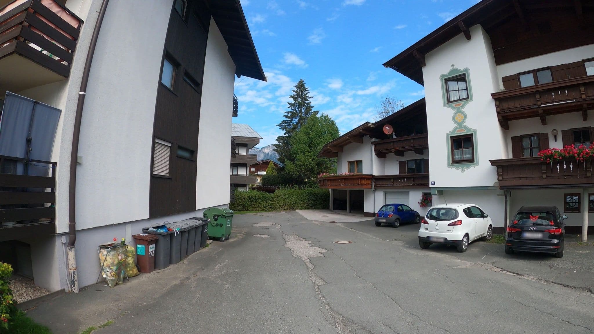 Street view near Gyarmaty Appartement, Sankt Johann in Tirol — © osmplus_org (CC BY-SA · Mapillary)