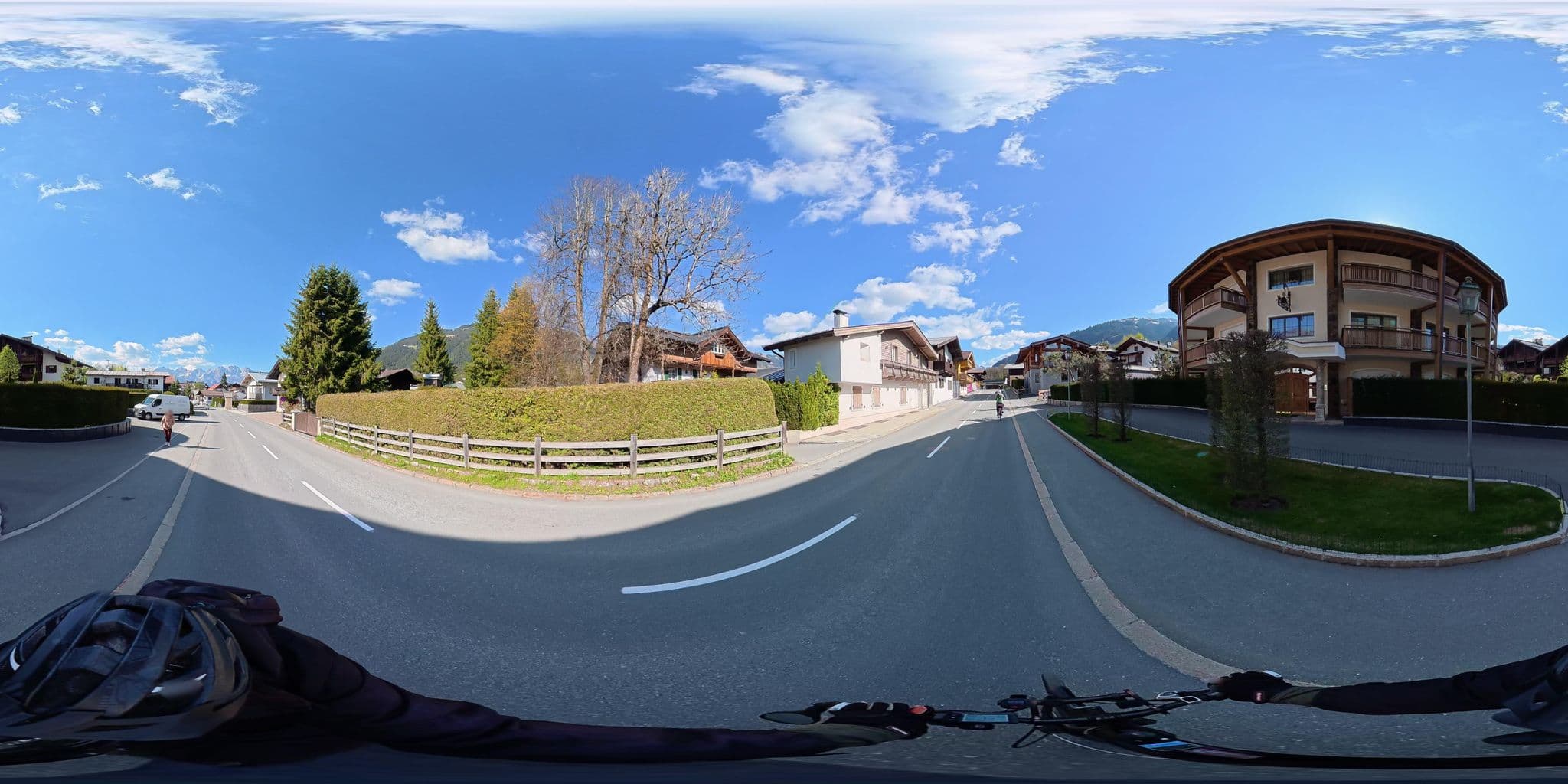Street view near Hotel Postkutsche, Kitzbühel — © osmplus_org (CC BY-SA · Mapillary)