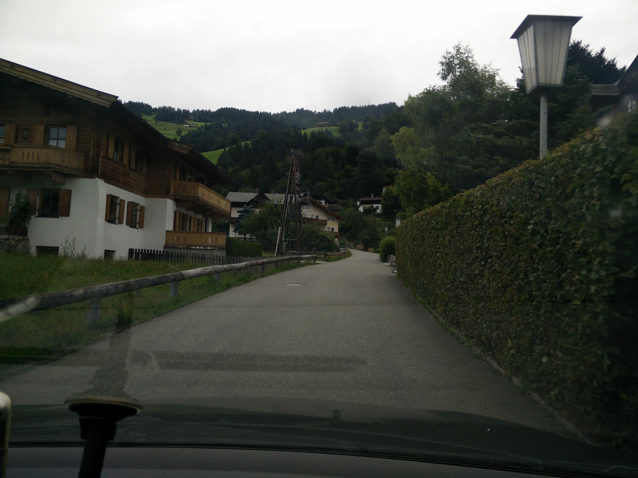 Street view near Appartementhaus Brixnerwirt, Brixen im Thale — © grin (CC BY-SA · Mapillary)