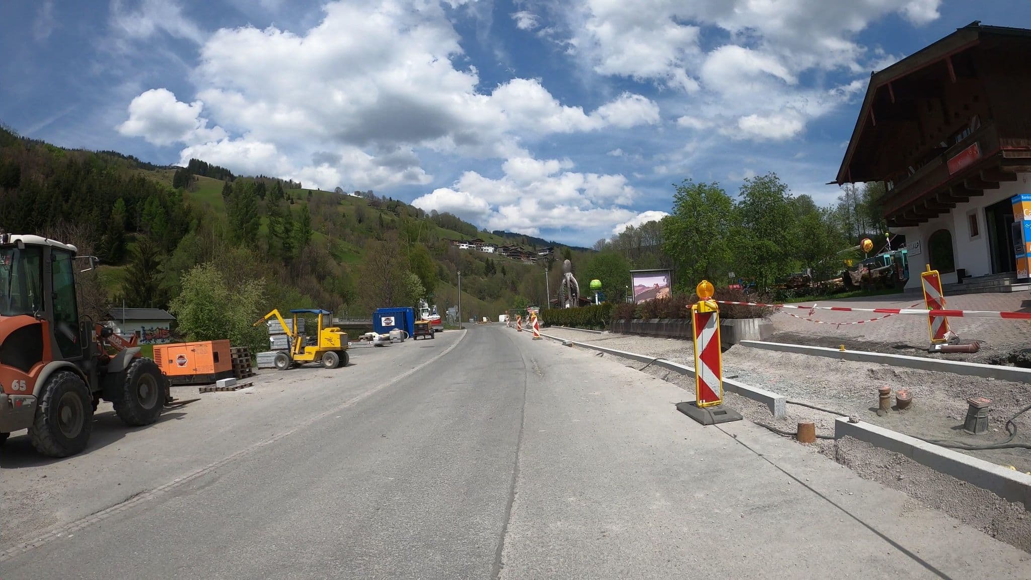 Street view near Pension Haus Gungau, Hinterglemm — © osmplus_org (CC BY-SA · Mapillary)