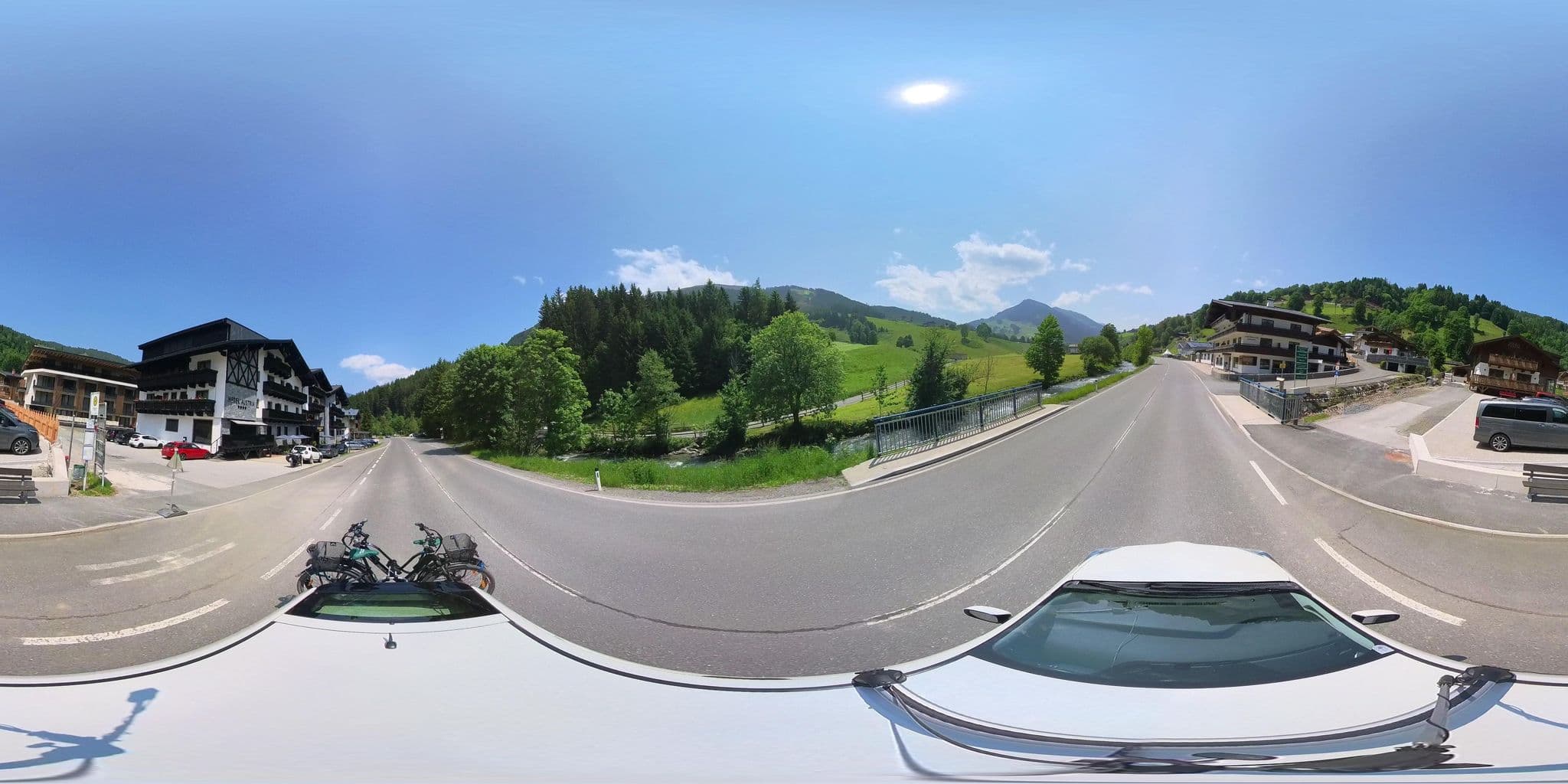 Street view near Linzerhaus, Hinterglemm — © osmplus_org (CC BY-SA · Mapillary)