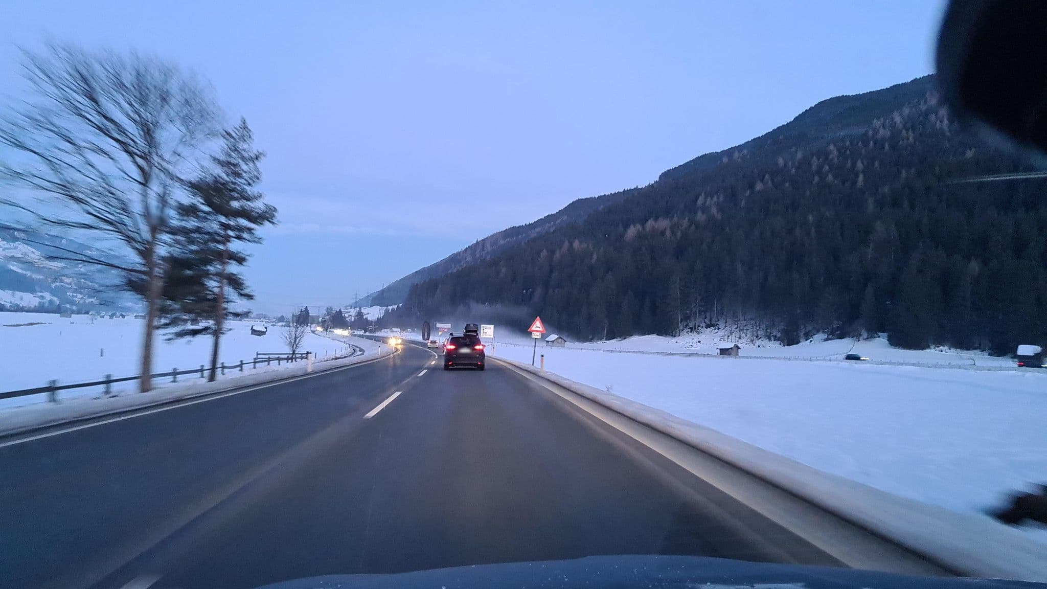 Street view near Panoramagasthof Hohe Brücke, Mittersill, Mittersill — © dsmm (CC BY-SA · Mapillary)