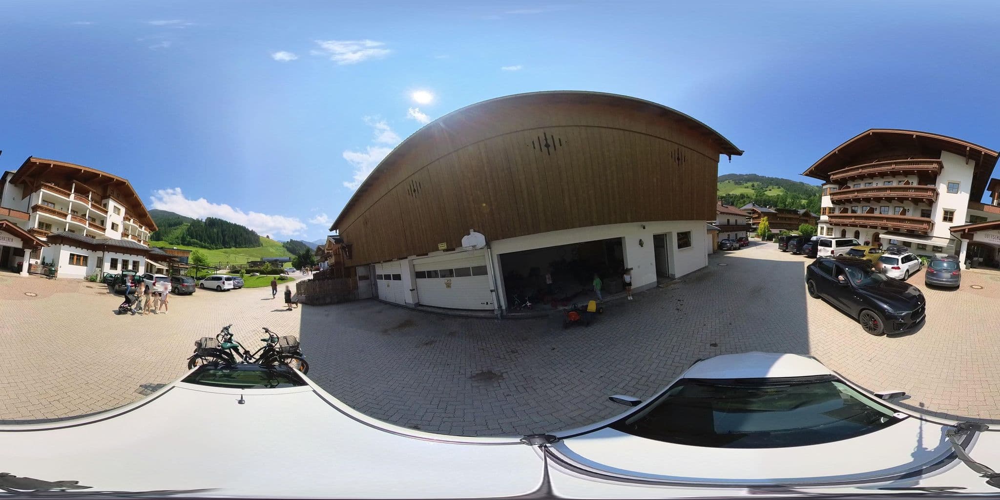Street view near Bauernhof Hotel, Hinterglemm — © osmplus_org (CC BY-SA · Mapillary)