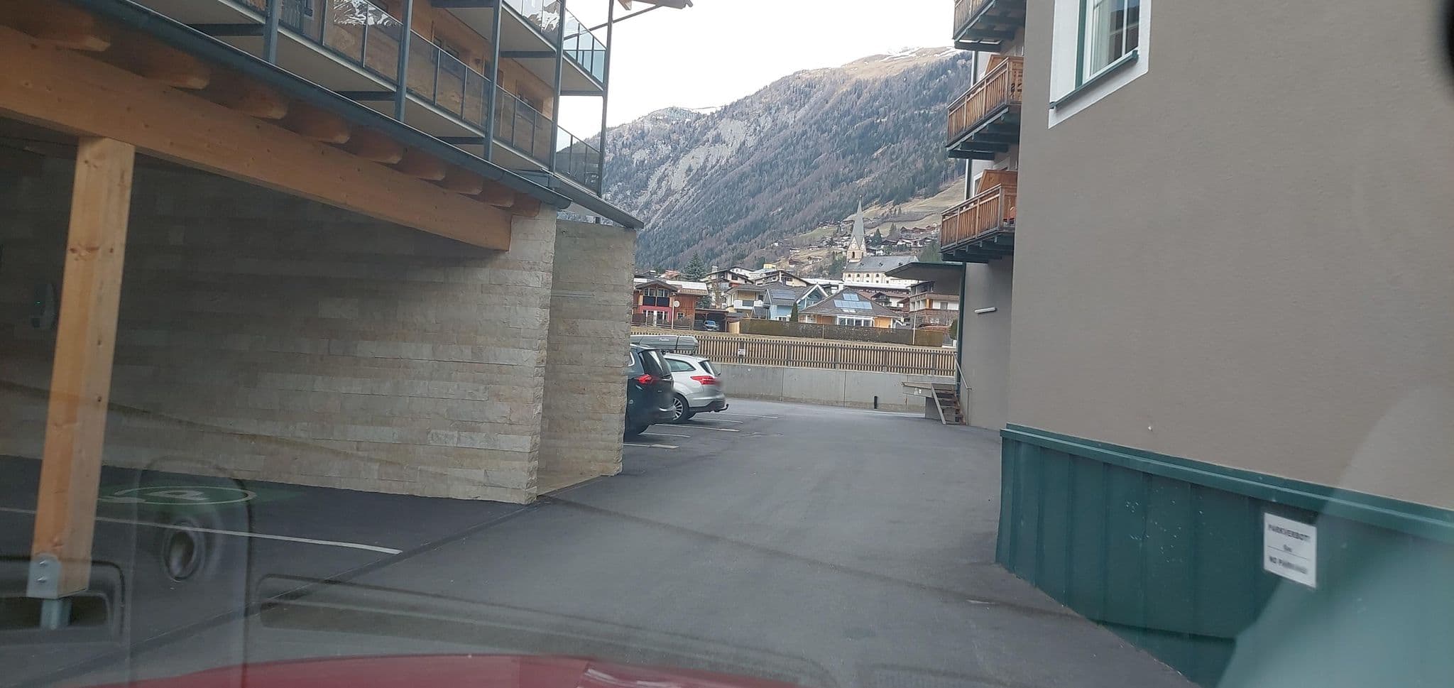 Street view near Mühlenhof Matrei, Matrei in Osttirol — © gzin (CC BY-SA · Mapillary)