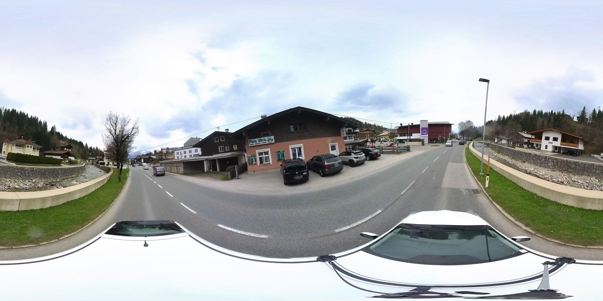 Street view near Hotel Kristall, Fieberbrunn — © osmplus_org (CC BY-SA · Mapillary)