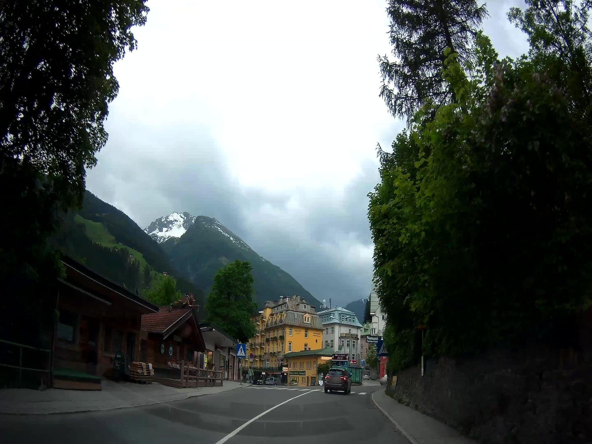 Street view near Maria Gruber, Bad Gastein — © fuchserl (CC BY-SA · Mapillary)