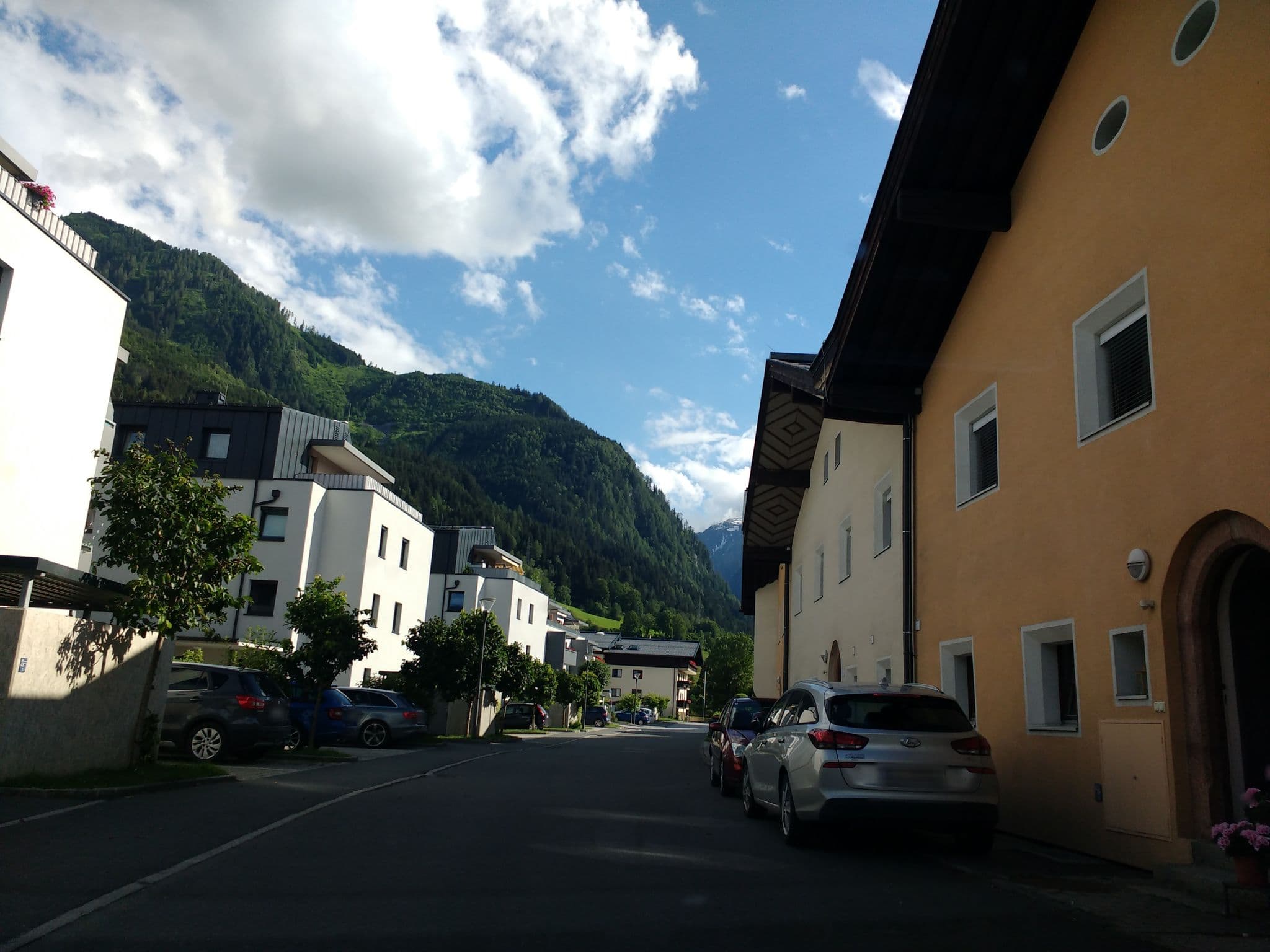 Street view near Freeride WG, Kaprun — © thetornado76 (CC BY-SA · Mapillary)