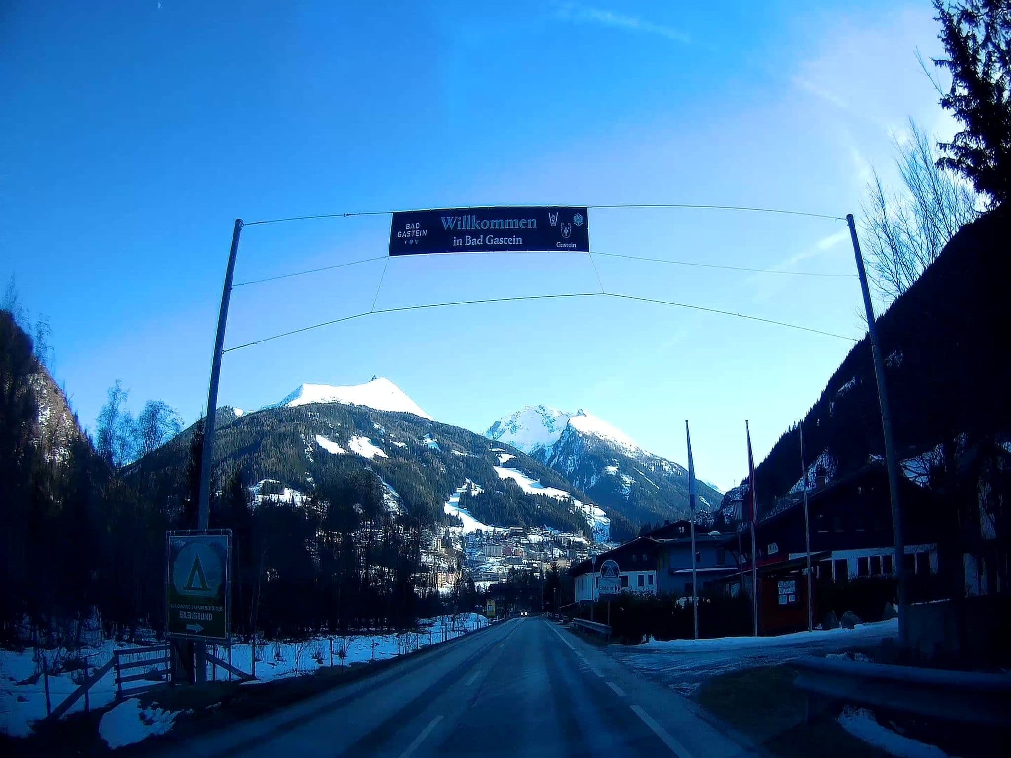 Street view near Gasthaus Erlengrund, Bad Gastein — © fuchserl (CC BY-SA · Mapillary)
