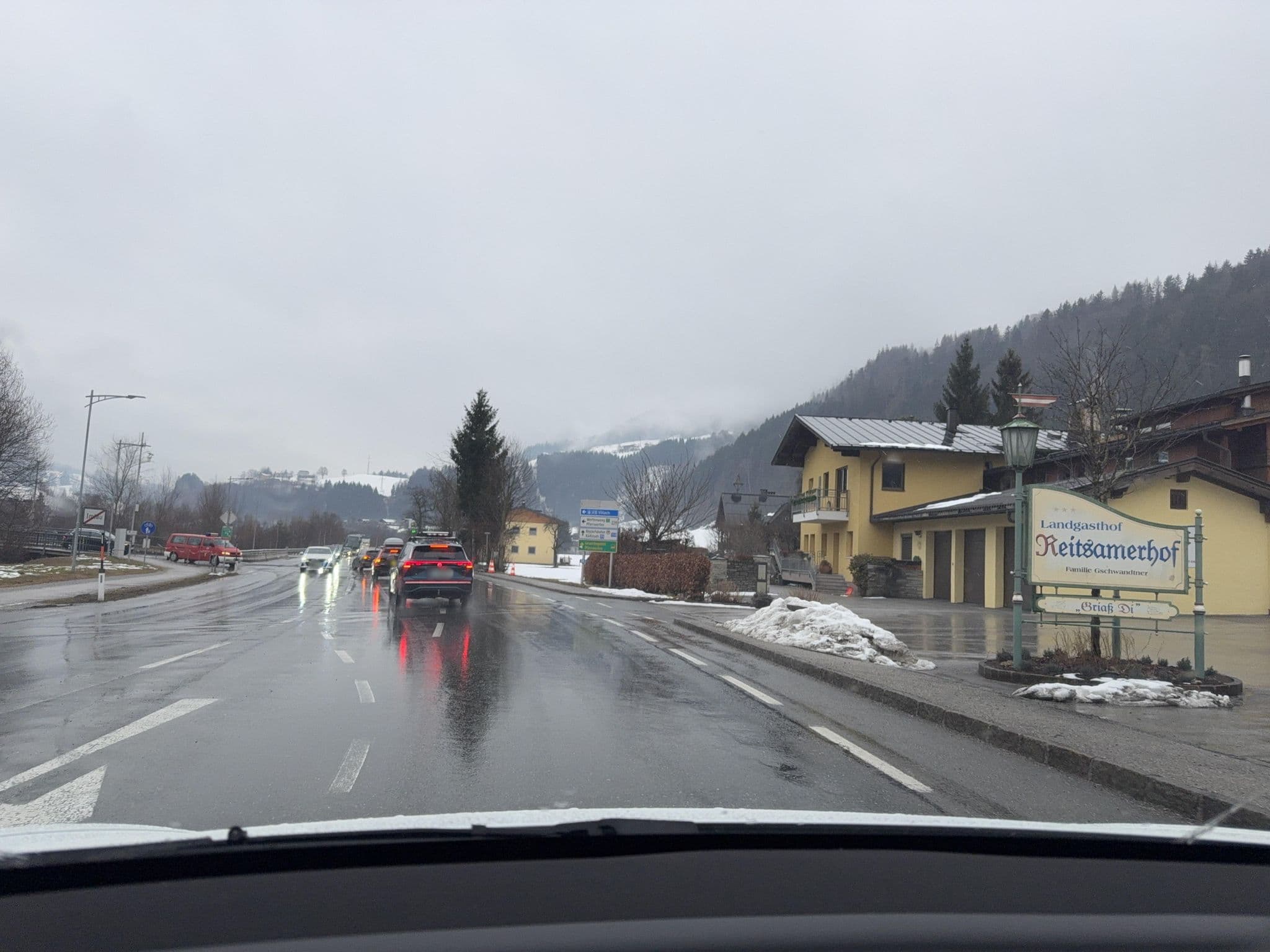 Street view near Thomas Gschwandtner, Werfen — © ottor (CC BY-SA · Mapillary)