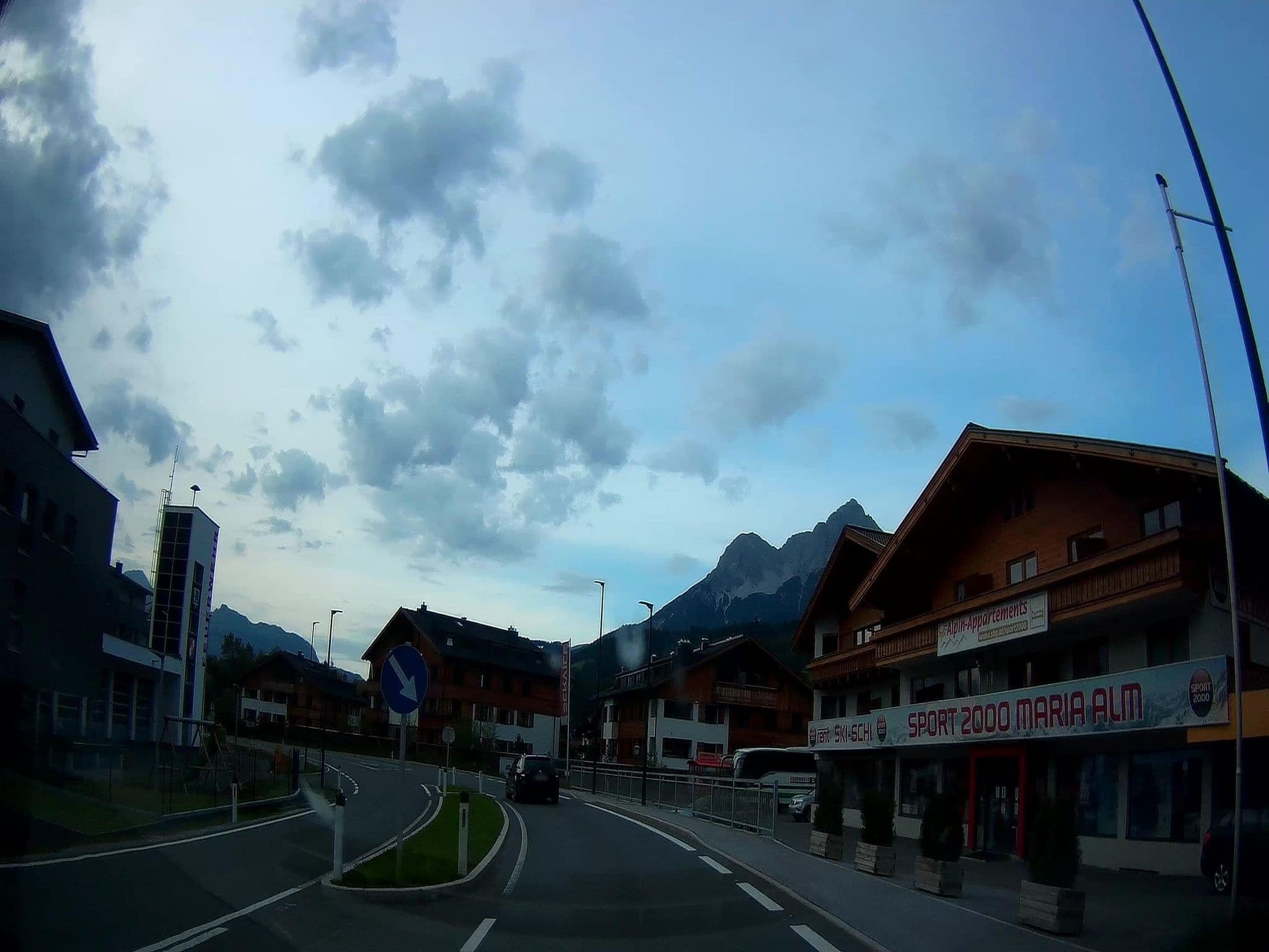 Street view near Alpin Appartements, Maria Alm am Steinernen Meer — © fuchserl (CC BY-SA · Mapillary)