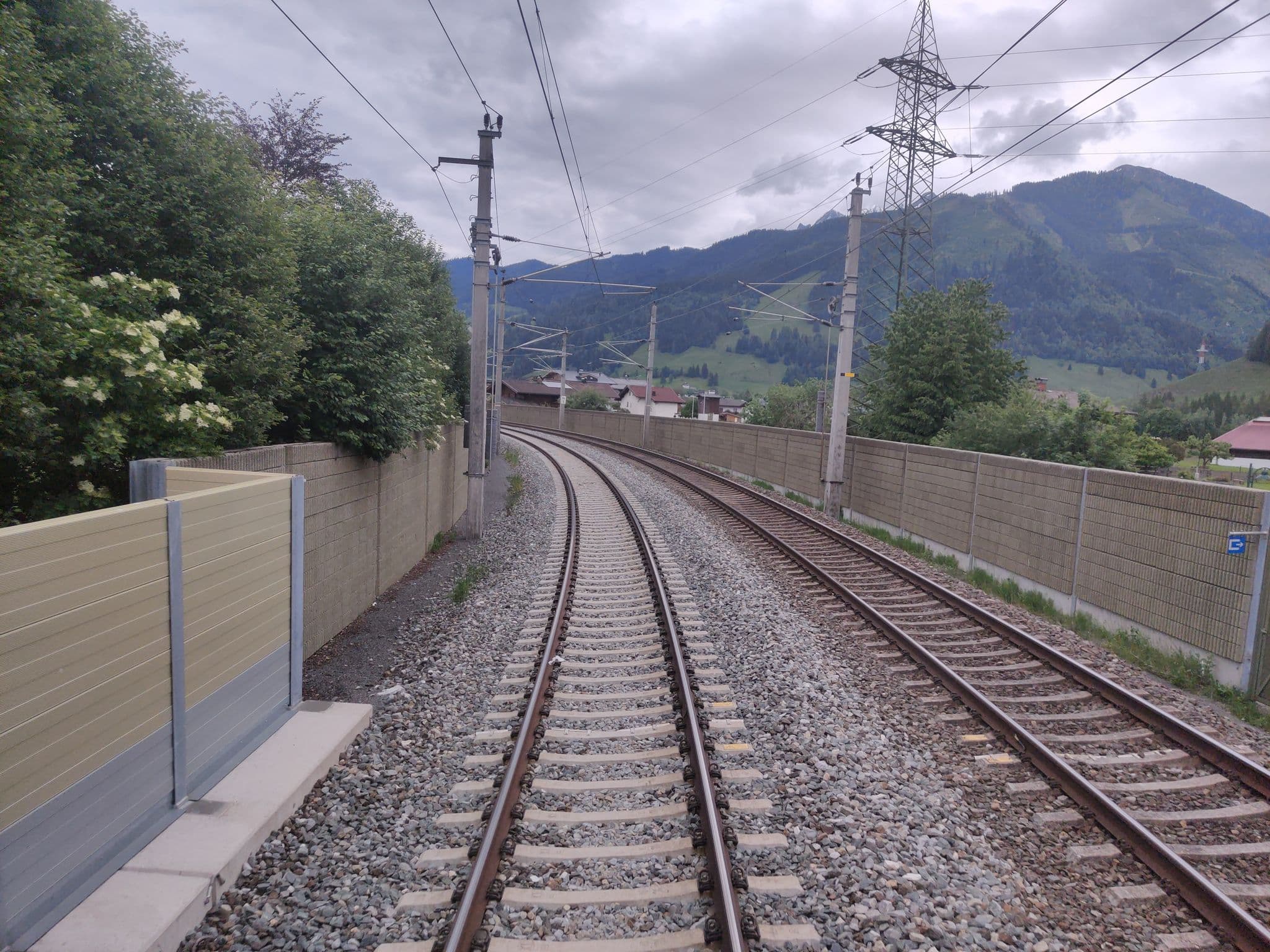 Street view near BikeFunHotel Alpenhof, Pichl — © aceini (CC BY-SA · Mapillary)