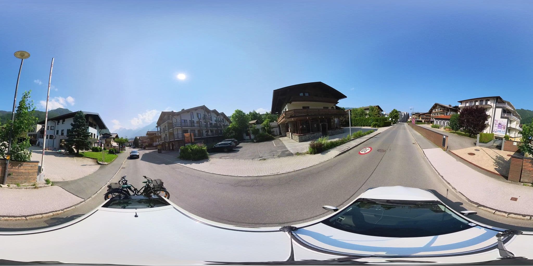 Street view near Flair, Kaprun — © osmplus_org (CC BY-SA · Mapillary)