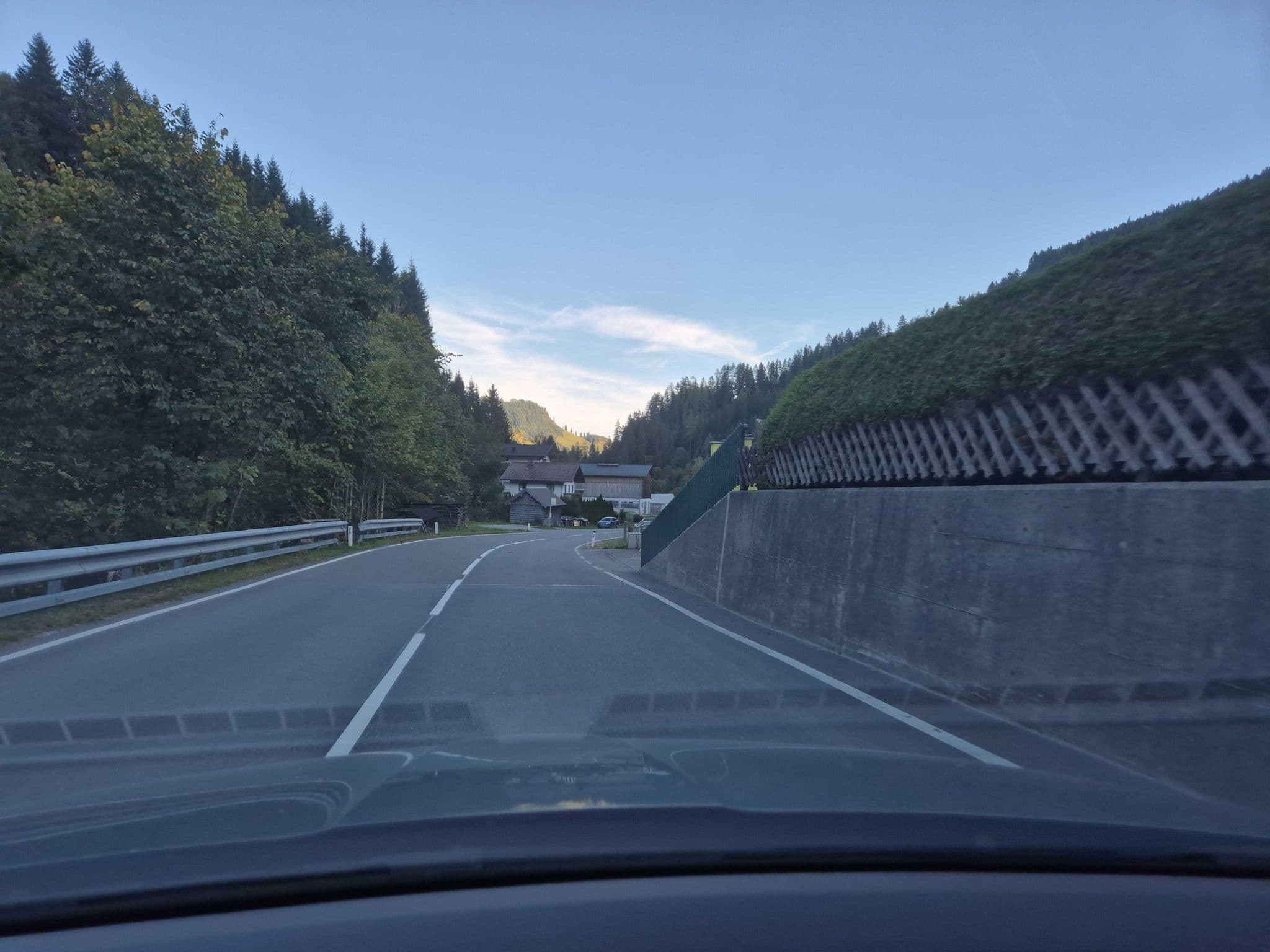 Street view near Haus Esterbauer, Maria Alm am Steinernen Meer — © schermy_at (CC BY-SA · Mapillary)