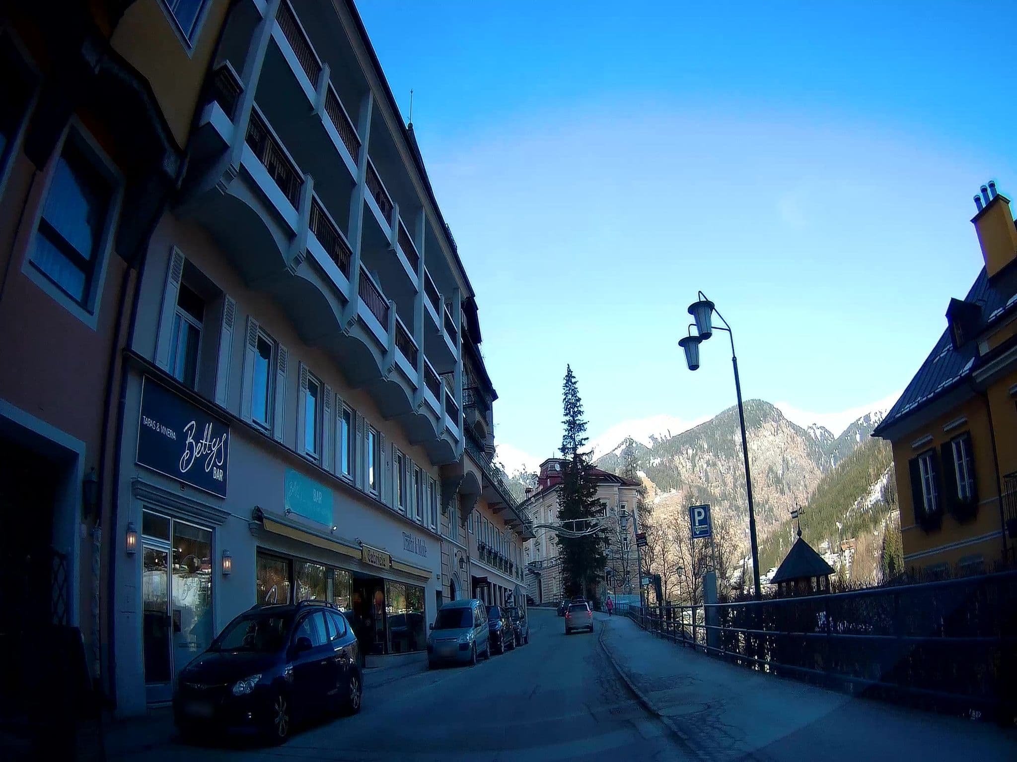 Street view near Residenz Lothringen, Bad Gastein — © fuchserl (CC BY-SA · Mapillary)