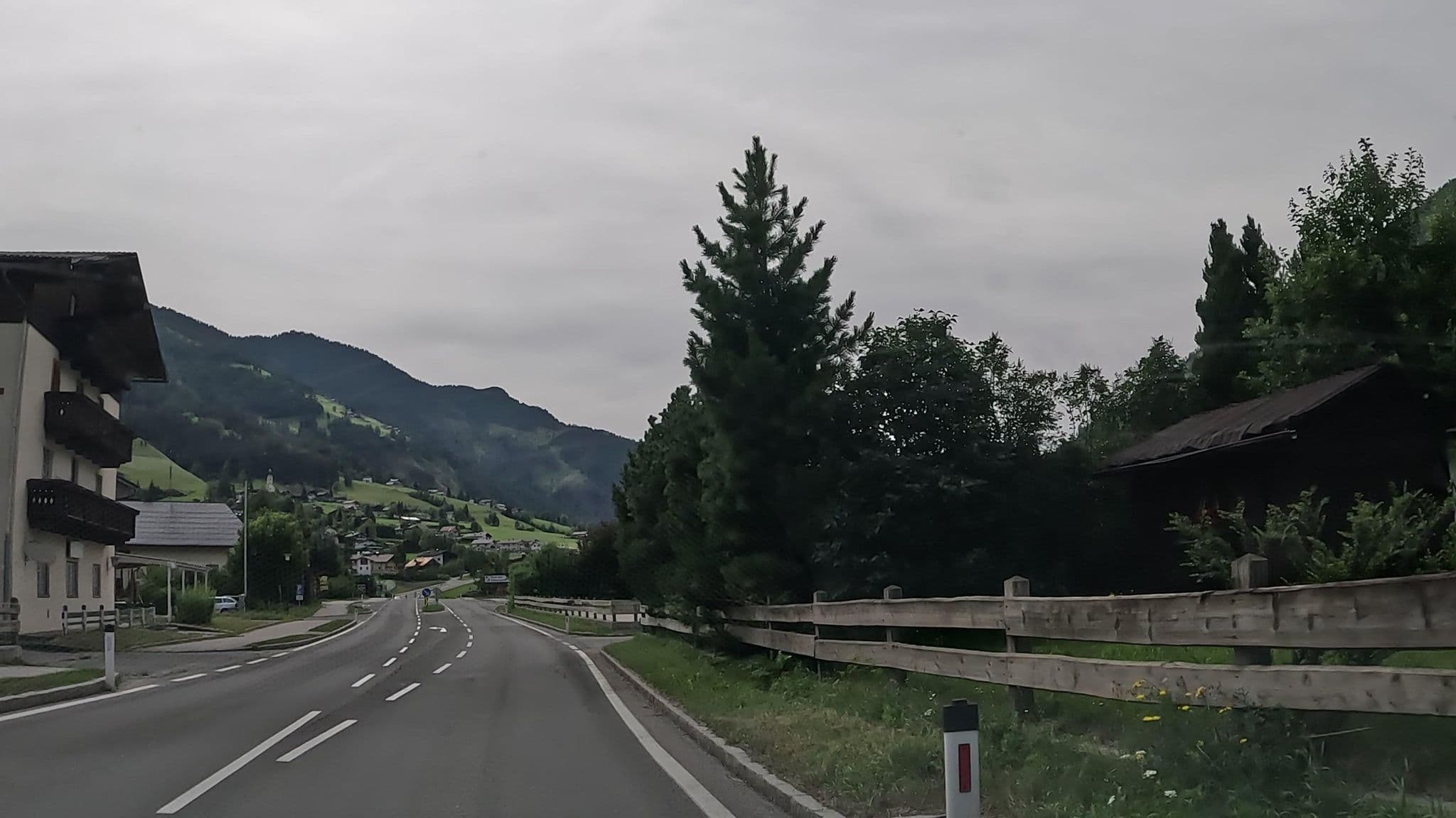 Street view near Gasthaus u Jausenstation, Möllwirt, Heiligenblut — © stefanro74 (CC BY-SA · Mapillary)
