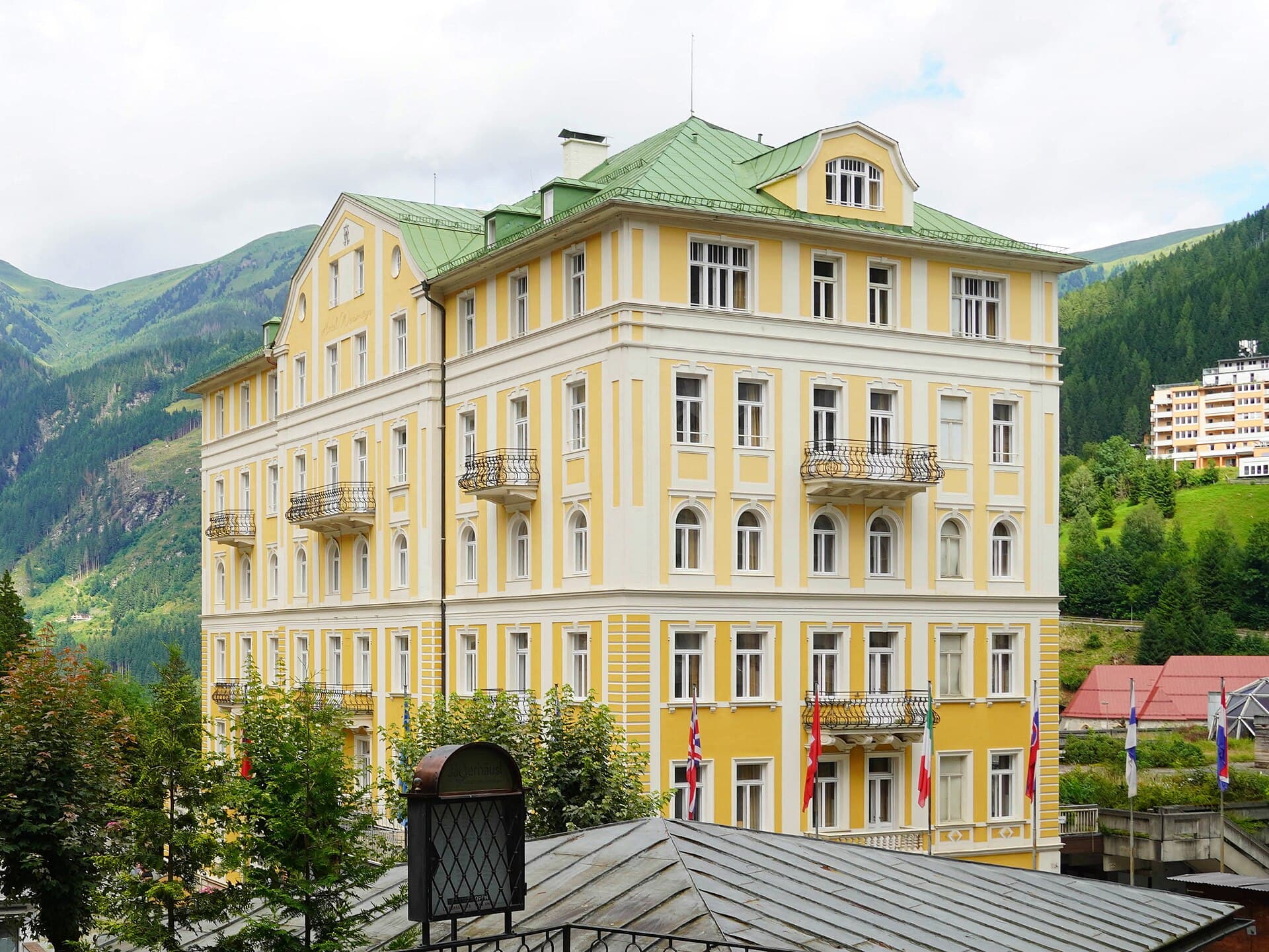 Weismayr (via Wikimedia Commons, CC BY-SA 4.0)