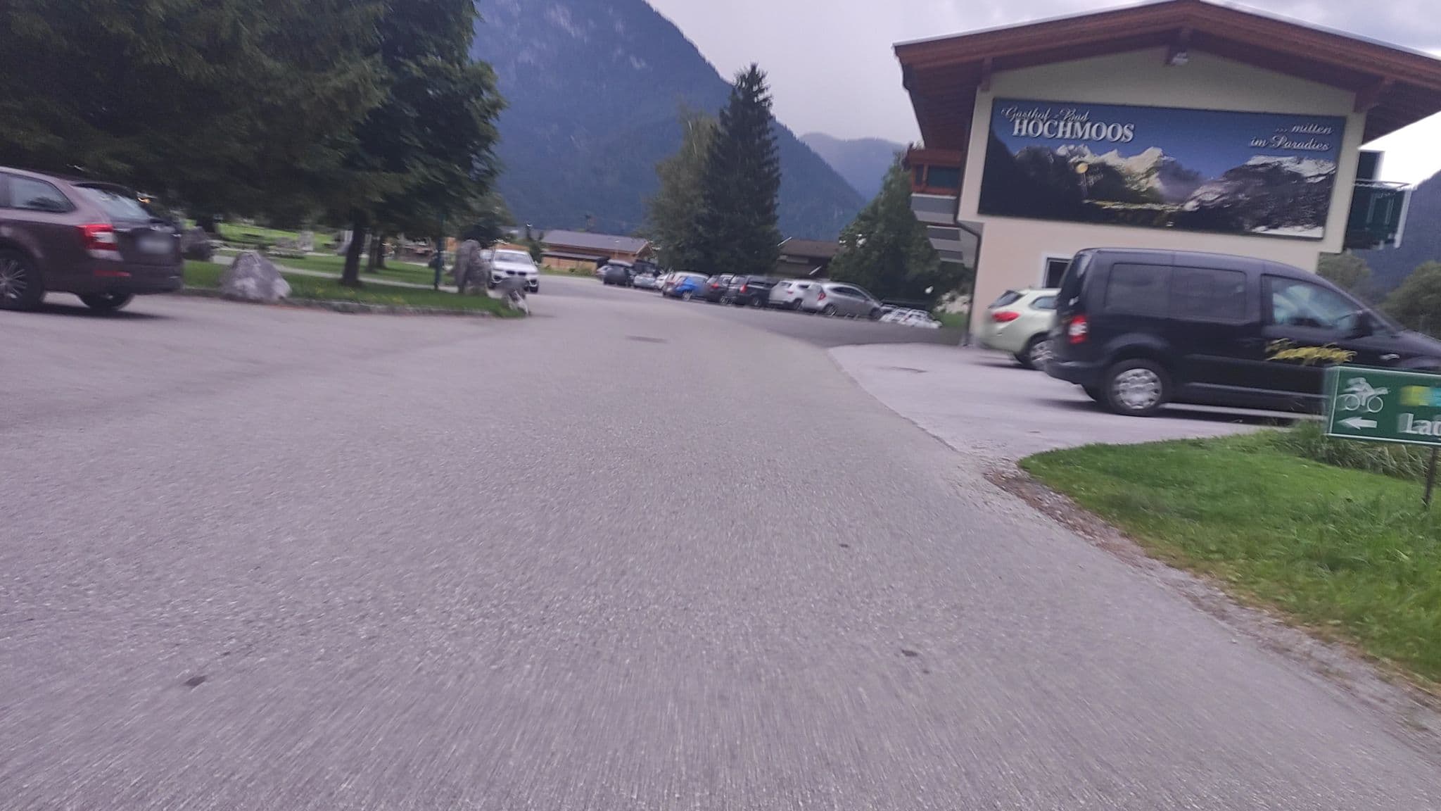 Street view near Gasthof Bad Hochmoos, Johann Schlechter, Lofer — © consens_verkehrsplanung (CC BY-SA · Mapillary)