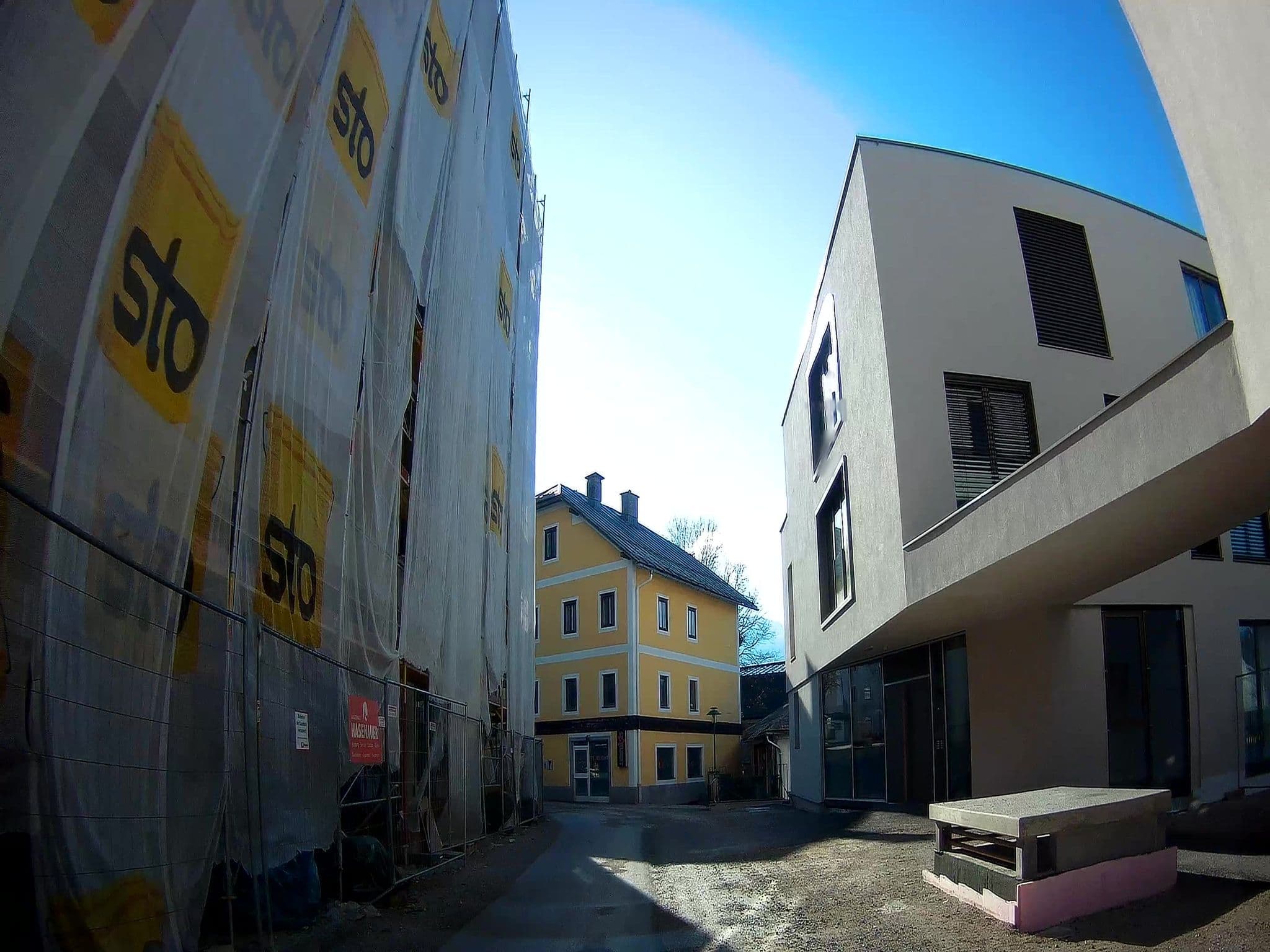 Street view near Montenegro Solunac, Saalfelden am Steinernen Meer — © fuchserl (CC BY-SA · Mapillary)
