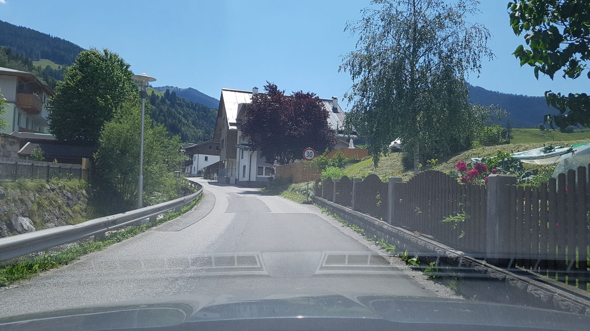 Street view near Ferienwohnung Schwabl, Mitterhofen — © schermy_at (CC BY-SA · Mapillary)