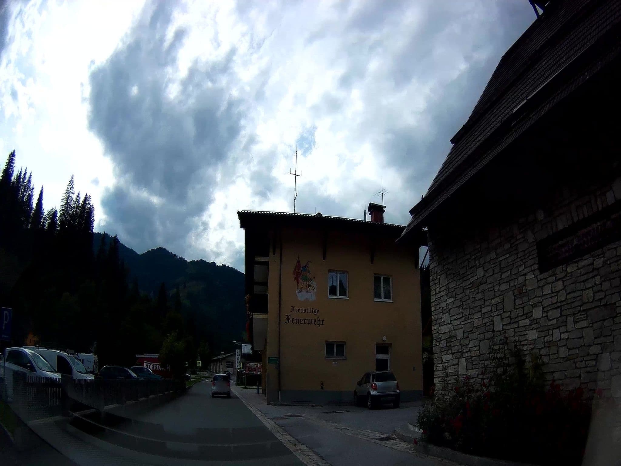 Street view near Haus Schneeberg, Mühlbach am Hochkönig — © fuchserl (CC BY-SA · Mapillary)