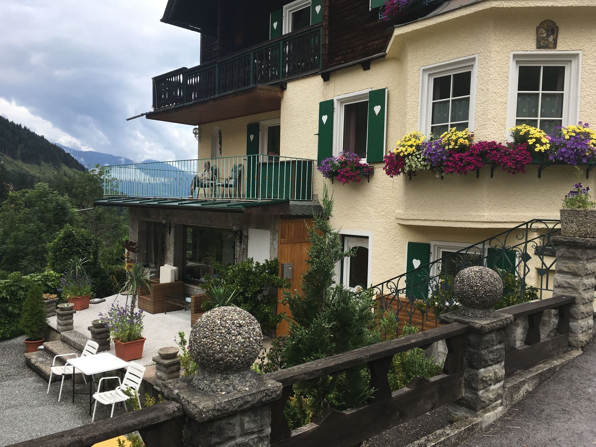 Street view near Rudolf Georg Berger, Bad Gastein — © bjorn (CC BY-SA · Mapillary)