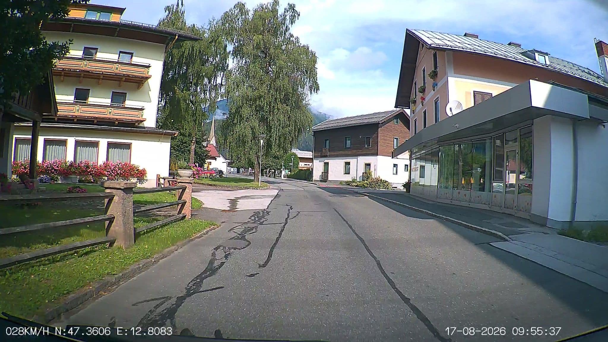 Street view near Verkehrsverein, Maishofen — © heetENkoel (CC BY-SA · Mapillary)