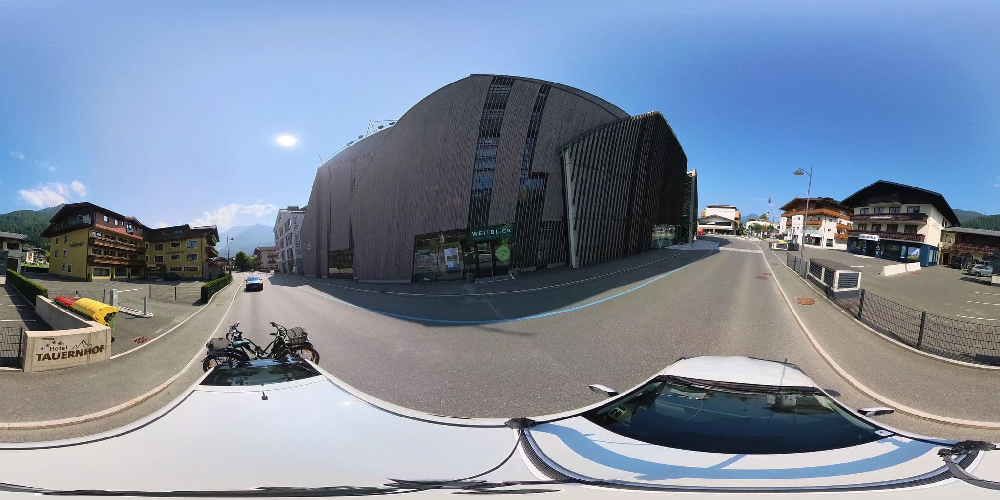 Street view near Maria Theresia, Kaprun — © osmplus_org (CC BY-SA · Mapillary)