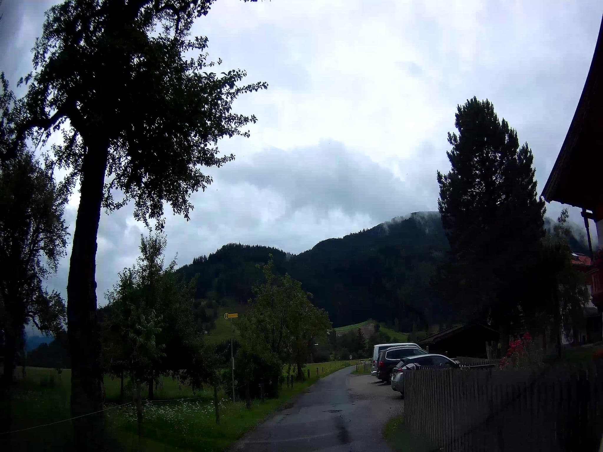Street view near Bio - Bauernhof Kleintödling, Saalfelden am Steinernen Meer — © fuchserl (CC BY-SA · Mapillary)