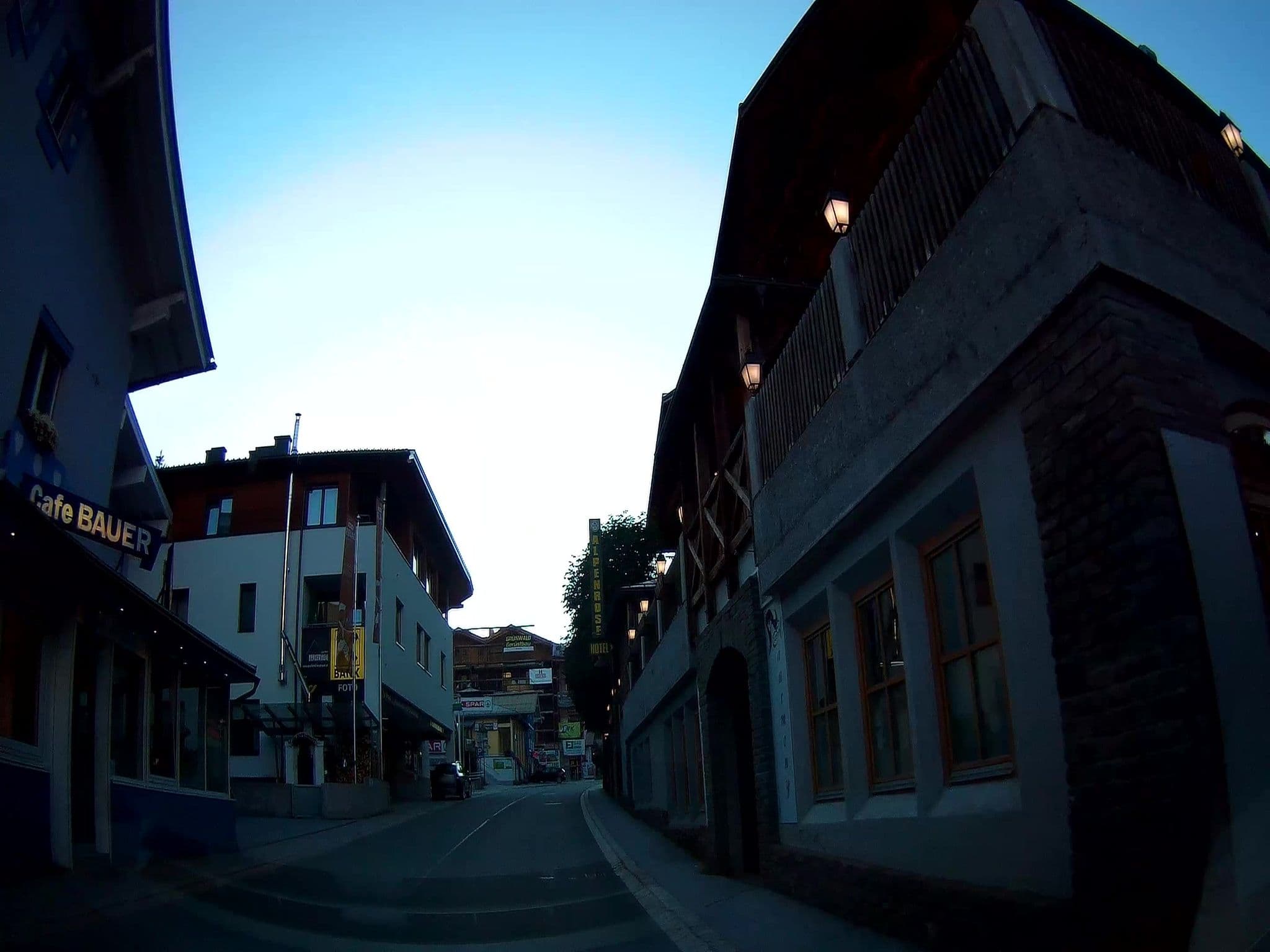 Street view near Hotel Sonnhof Fam. Roman Schwaiger, Mühlbach am Hochkönig — © fuchserl (CC BY-SA · Mapillary)