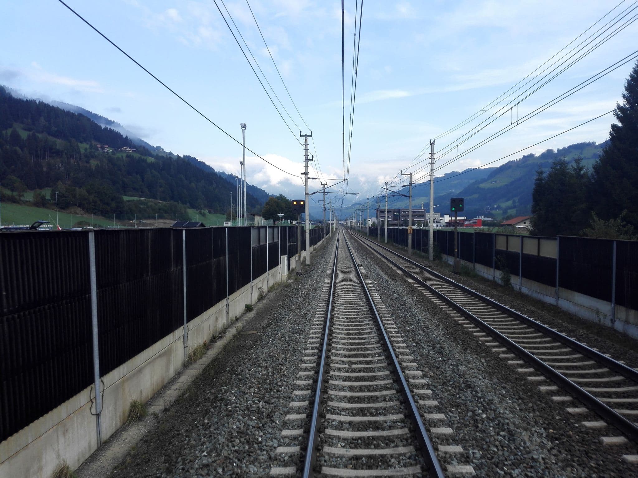 Street view near Gasthof Reiner, Sankt Johann im Pongau — © aceini (CC BY-SA · Mapillary)