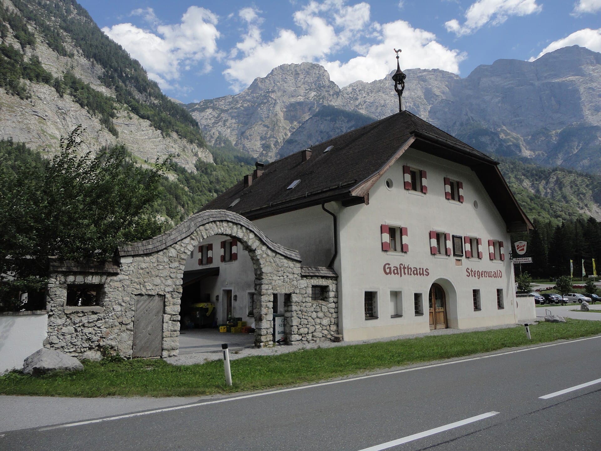 Gasthaus Stegenwald (via Wikimedia Commons, CC BY-SA 3.0 at)