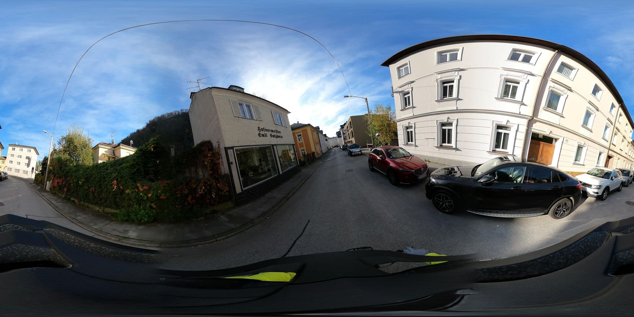 Street view near Villa Cicubo, Salzburg — © OidaHeast (CC BY-SA · Mapillary)