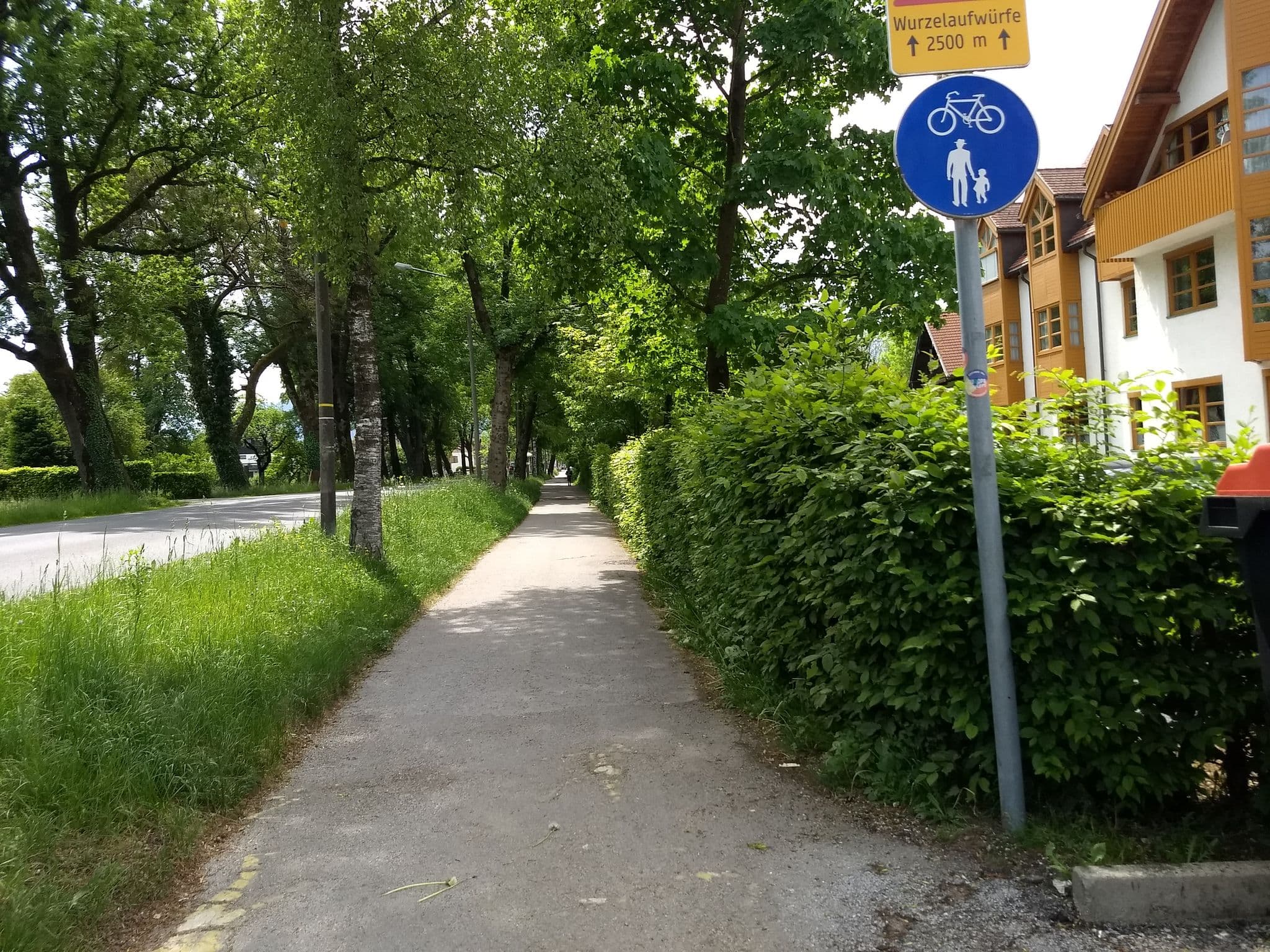 Street view near Hotel & Tourismus Kooperations GmbH, Salzburg — © consens_verkehrsplanung (CC BY-SA · Mapillary)