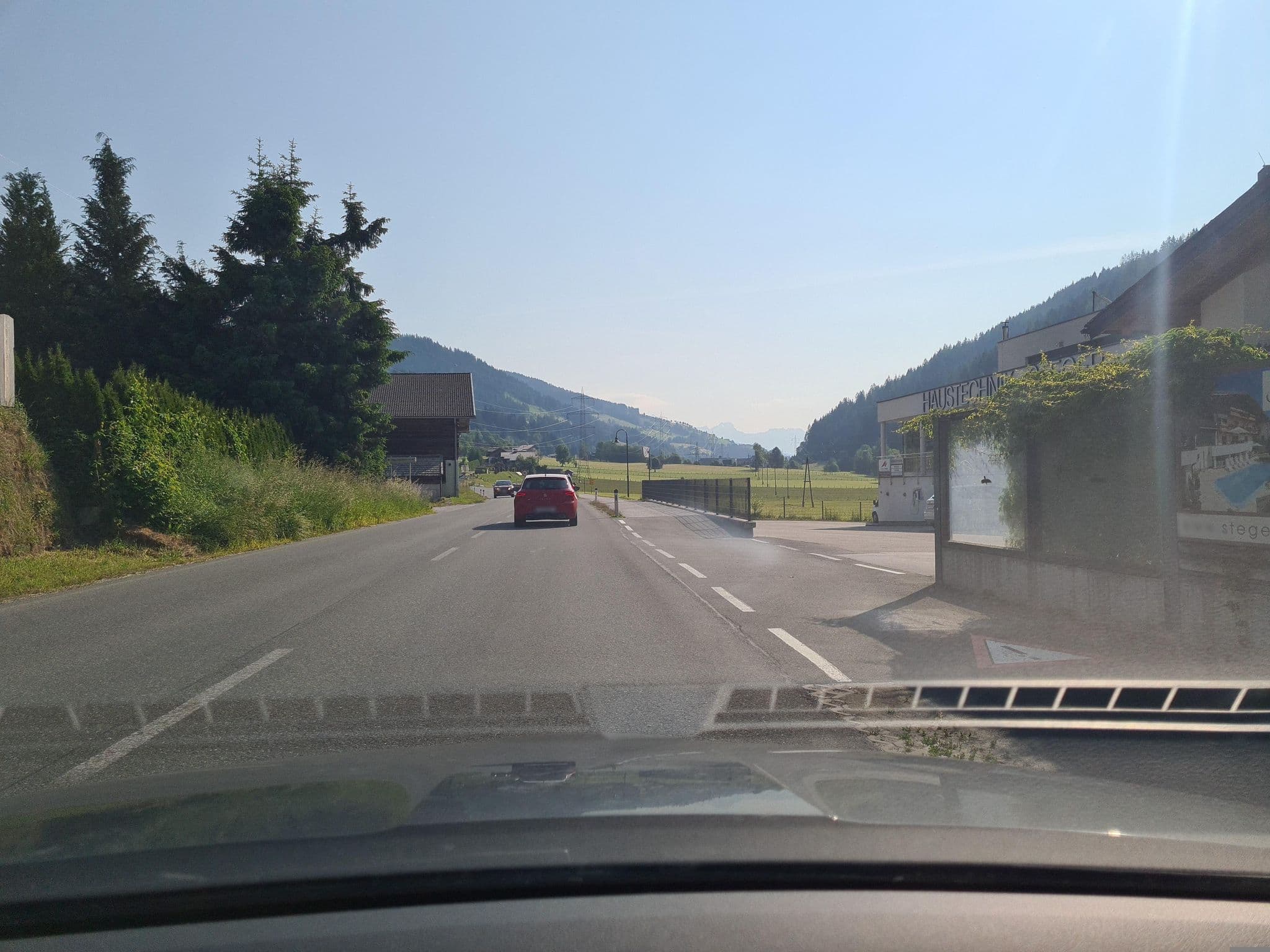 Street view near Appart-Pension Steger, Hof — © schermy_at (CC BY-SA · Mapillary)