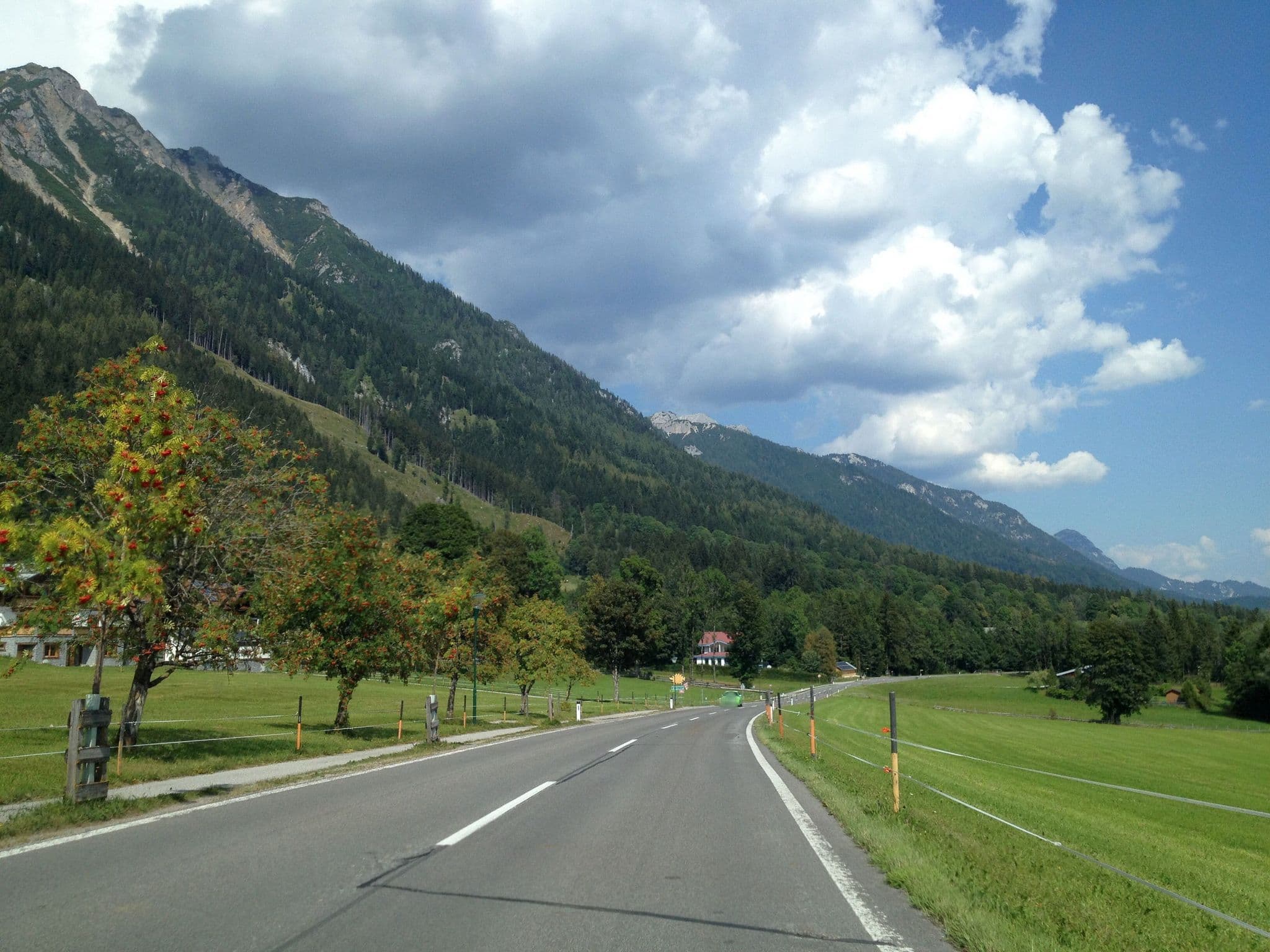 Street view near Simonbauer, Ramsau am Dachstein — © istefanos (CC BY-SA · Mapillary)