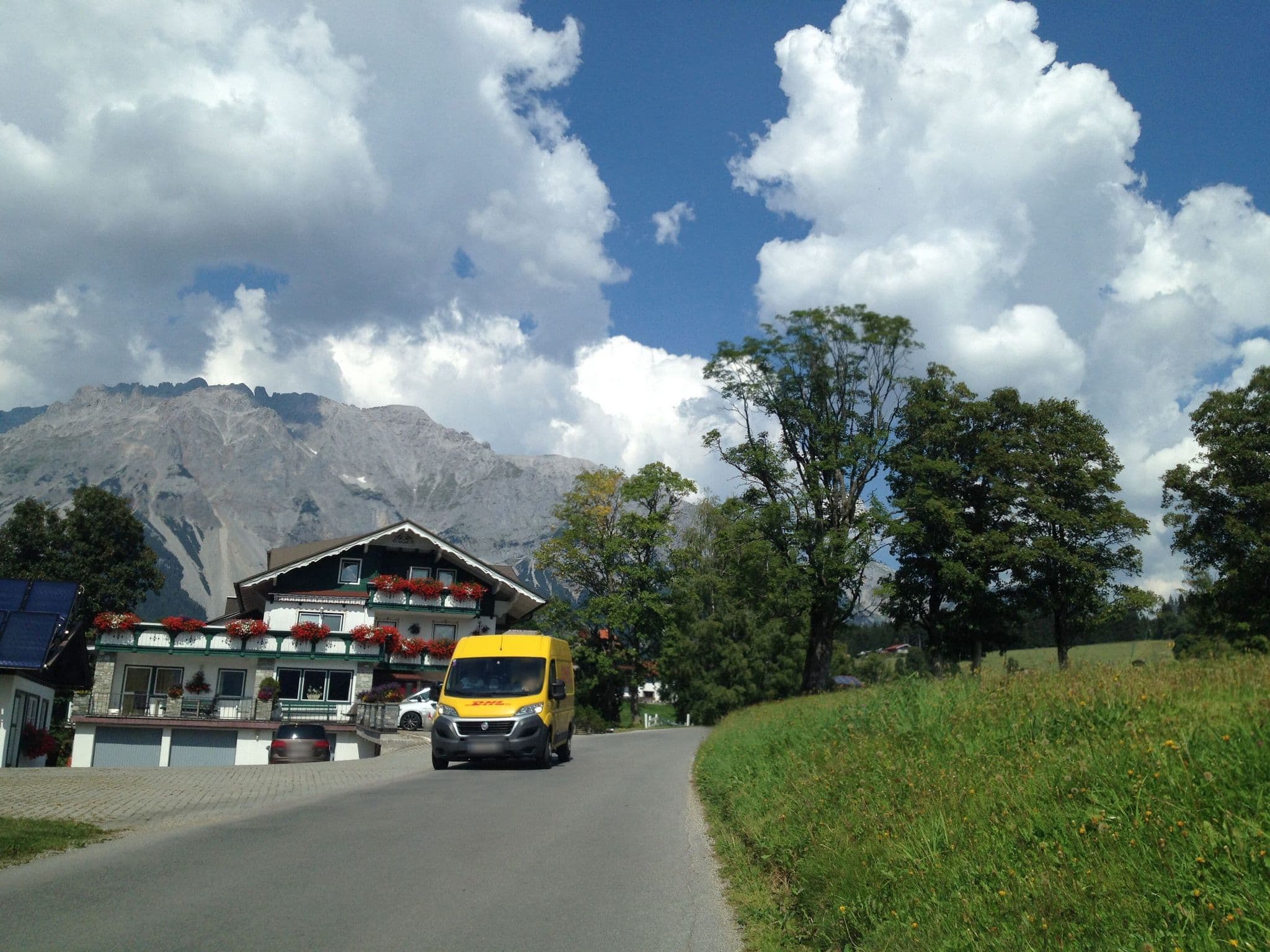 Street view near Appartement Sonnengarten, Ramsau am Dachstein — © istefanos (CC BY-SA · Mapillary)