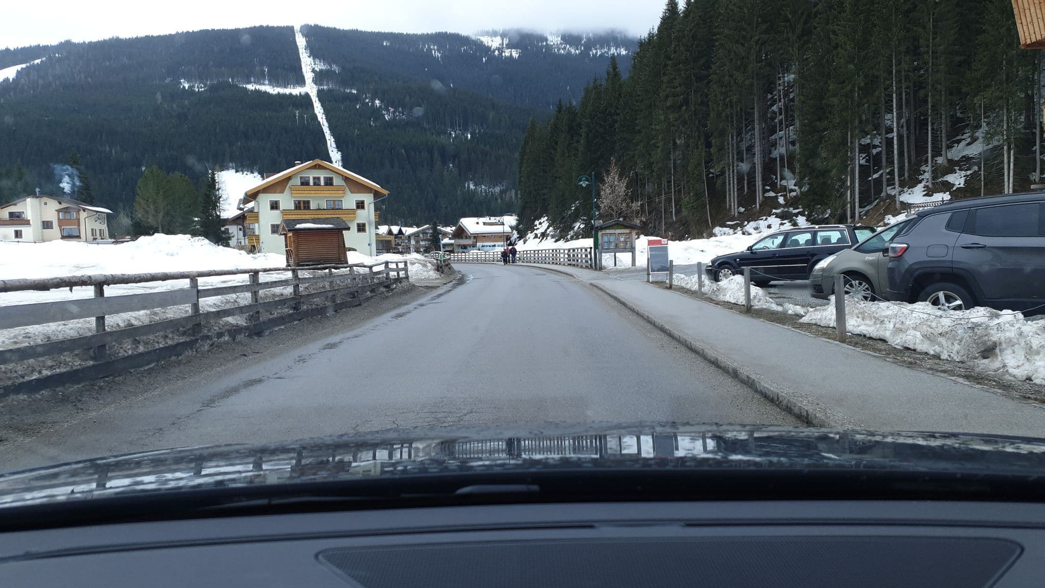 Street view near Apparthotel Hammerhof, Radstadt — © toho (CC BY-SA · Mapillary)