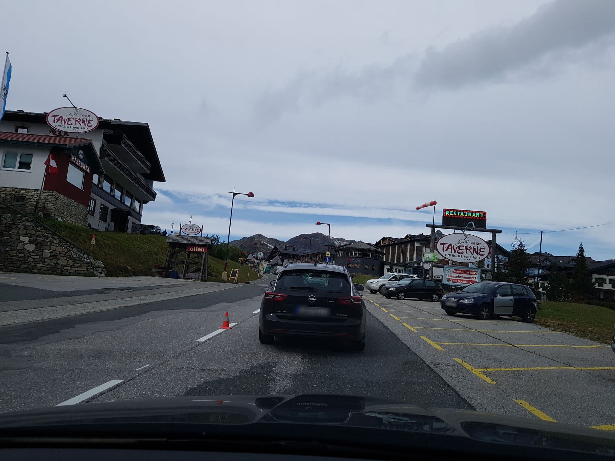 Street view near Hotel Taverne Walter Oberhummer E.U., Mauterndorf — © schermy_at (CC BY-SA · Mapillary)