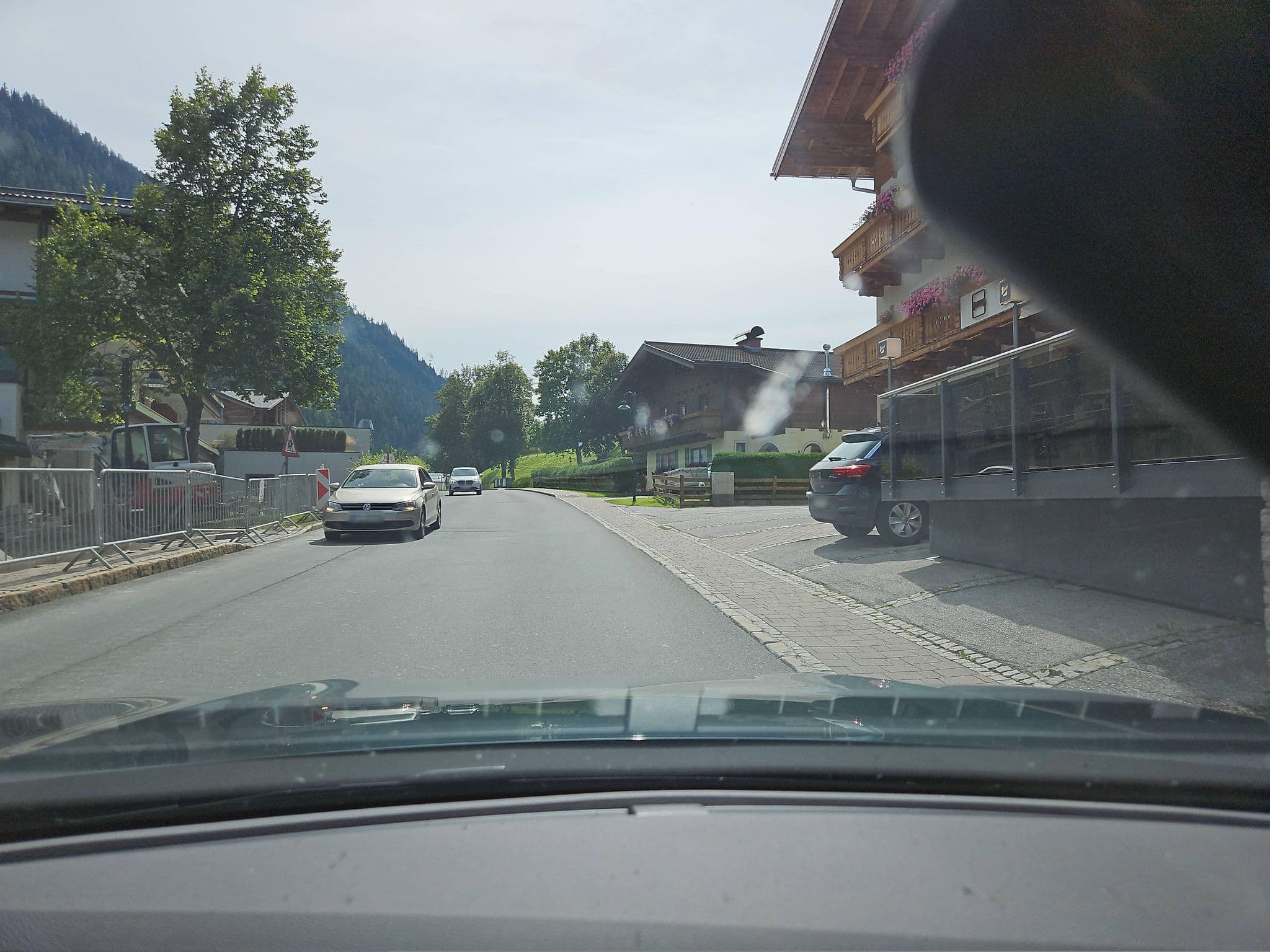 Street view near Pension Enzian, Altenmarkt im Pongau — © toho (CC BY-SA · Mapillary)