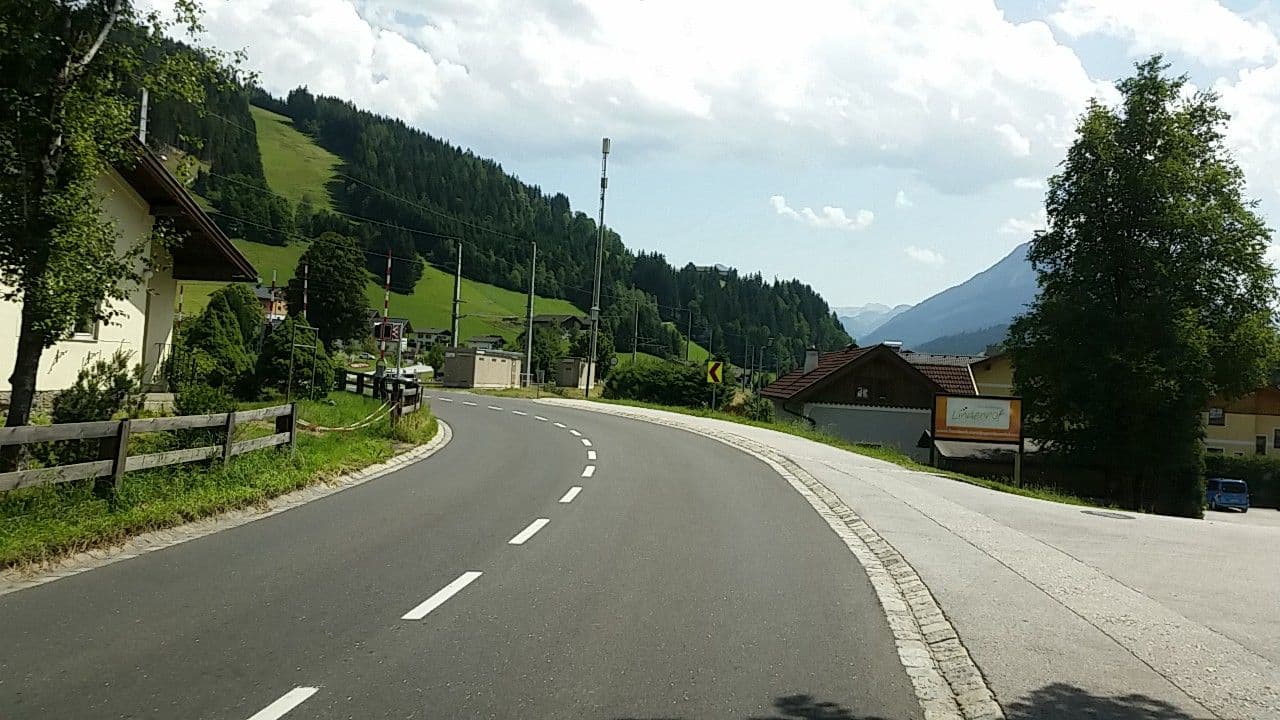 Street view near Jugendgästehaus Lindenhof, Fam. Kirchner, Eben im Pongau — © rab (CC BY-SA · Mapillary)