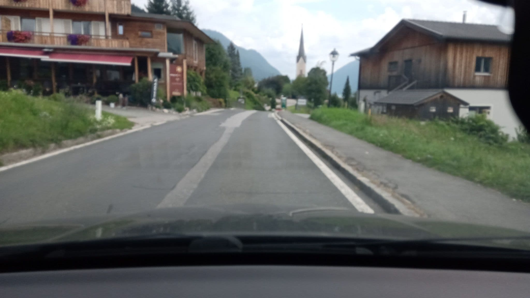Street view near Hotel Arlbergerhof Vital, Steinfeld — © christianertler (CC BY-SA · Mapillary)