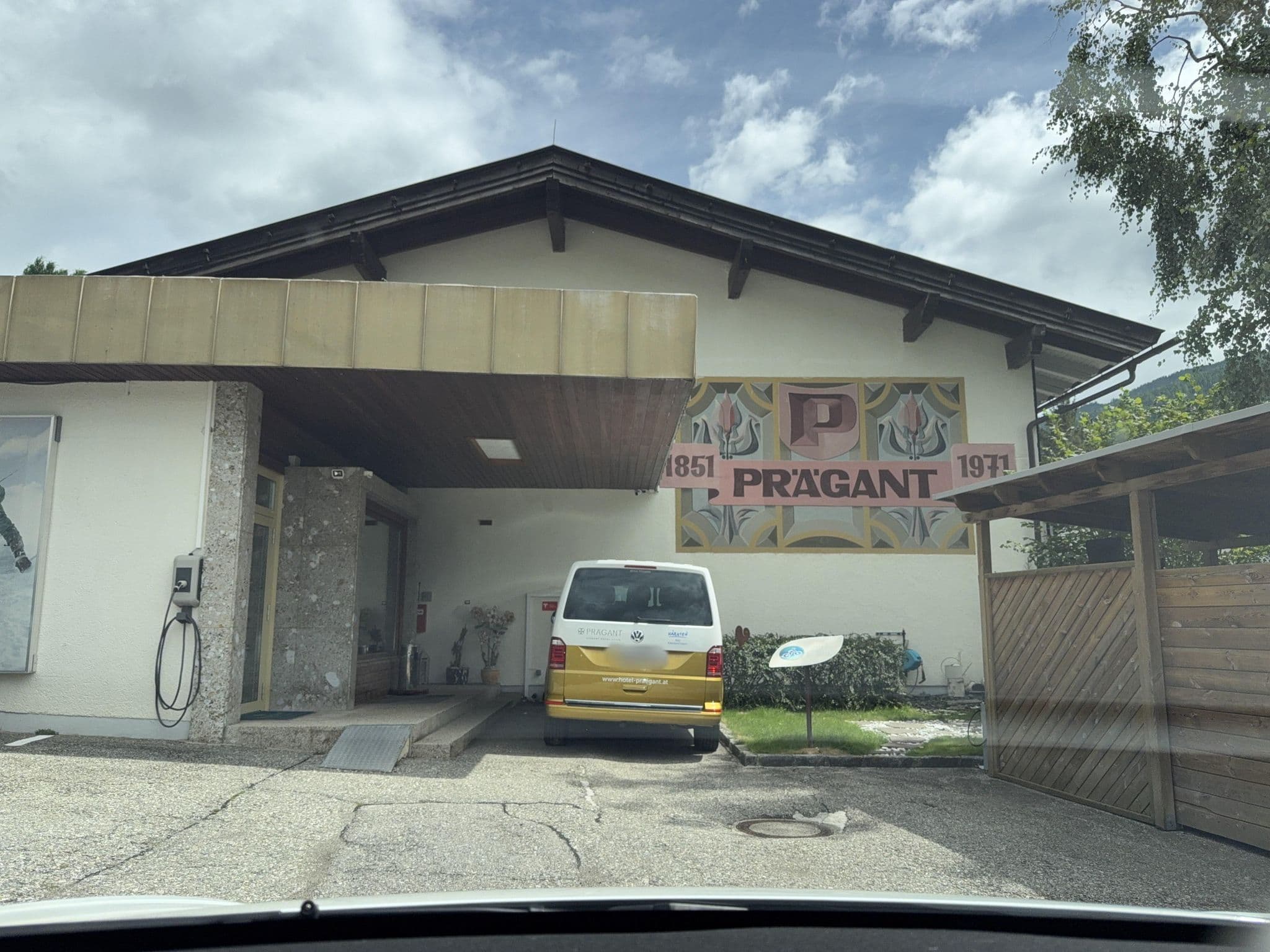 Street view near Harmony's Reservierungszentrale - BKK Harmony's BetriebsgesmbH & Co, Radenthein — © ottor (CC BY-SA · Mapillary)