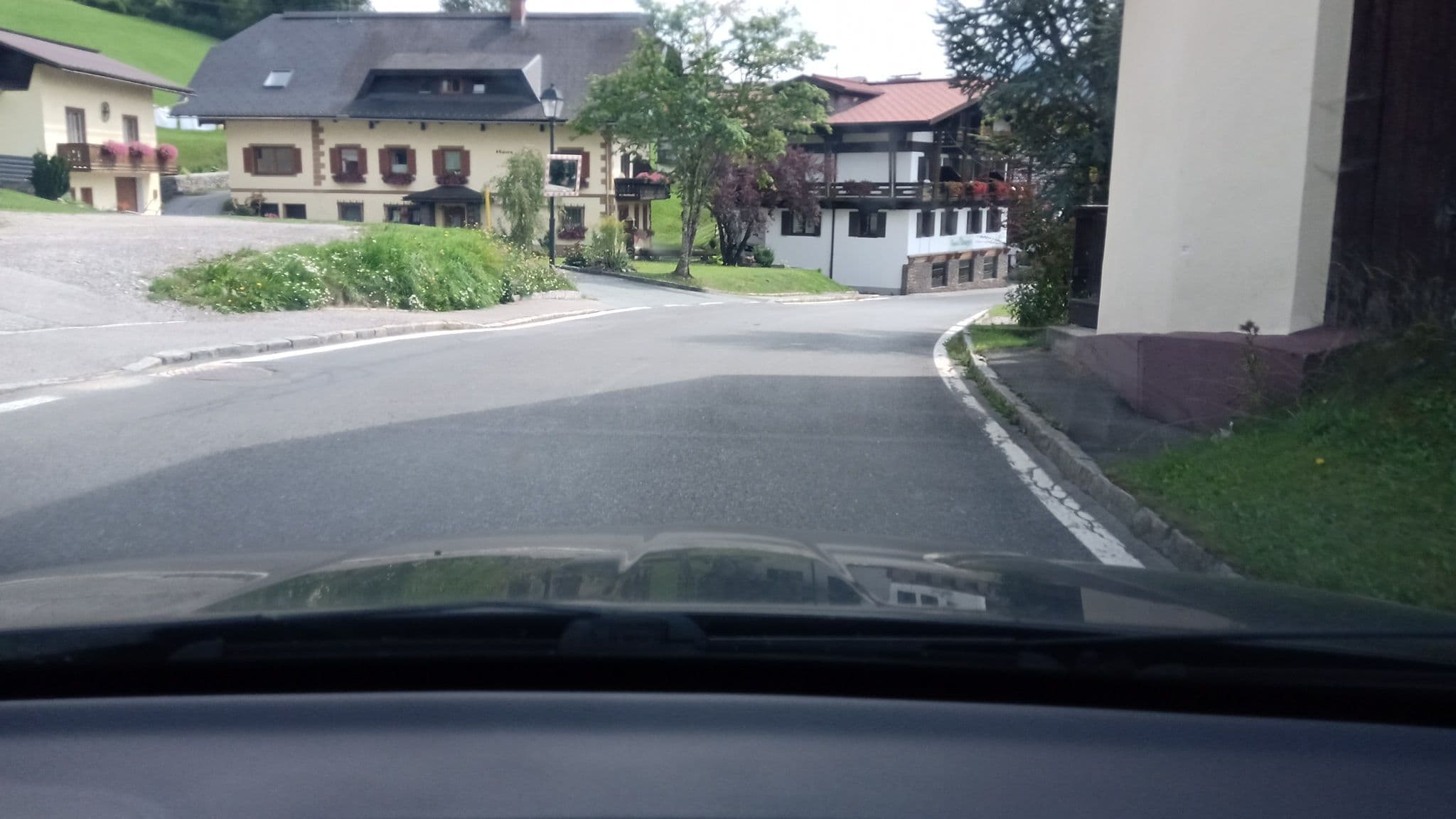 Street view near Haus Garz, Steinfeld — © christianertler (CC BY-SA · Mapillary)